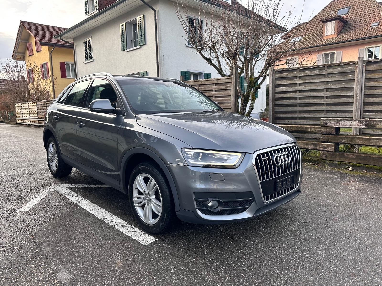 AUDI Q3 2.0 TDI quattro S-tronic