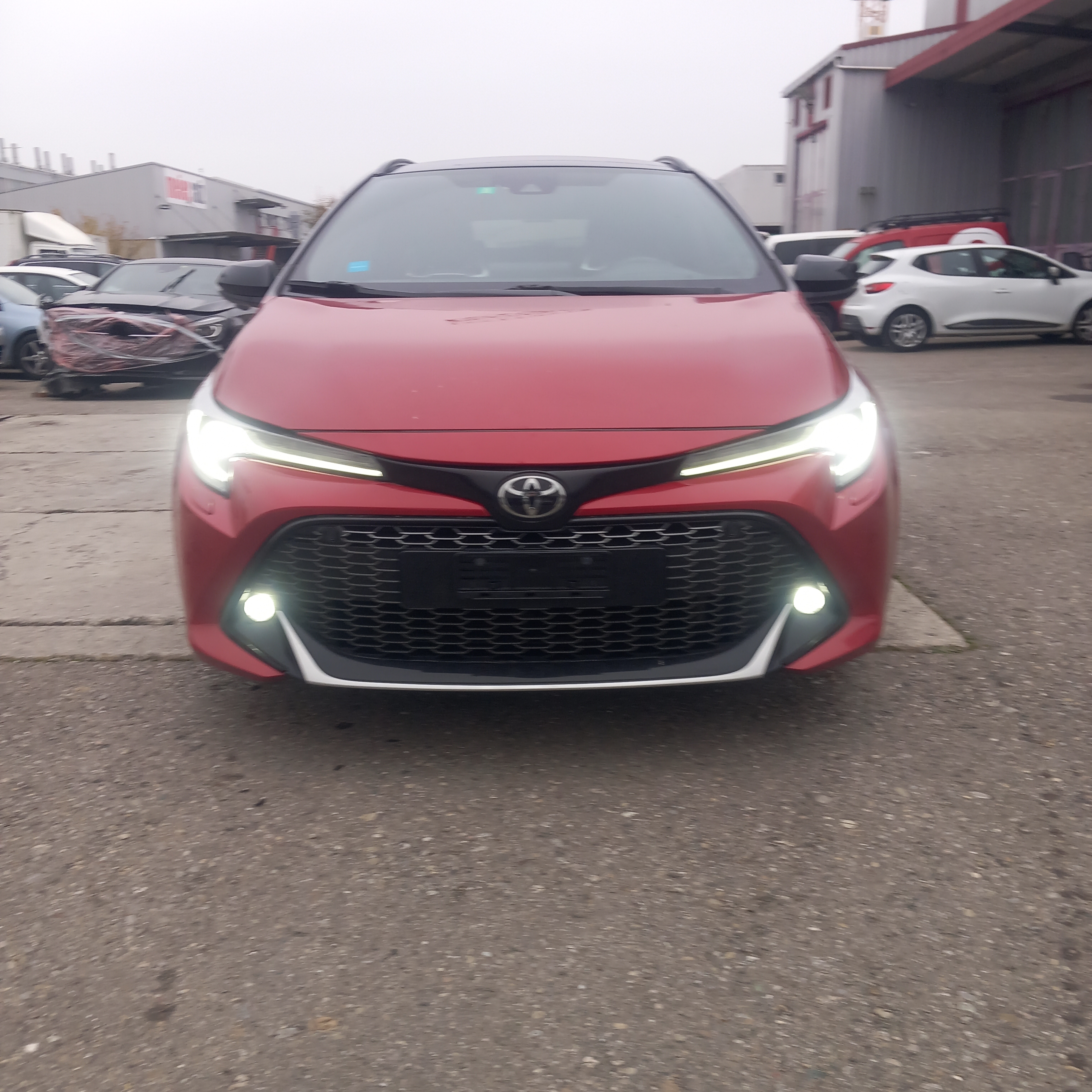 TOYOTA Corolla 1.8 HSD Comfort e-CVT