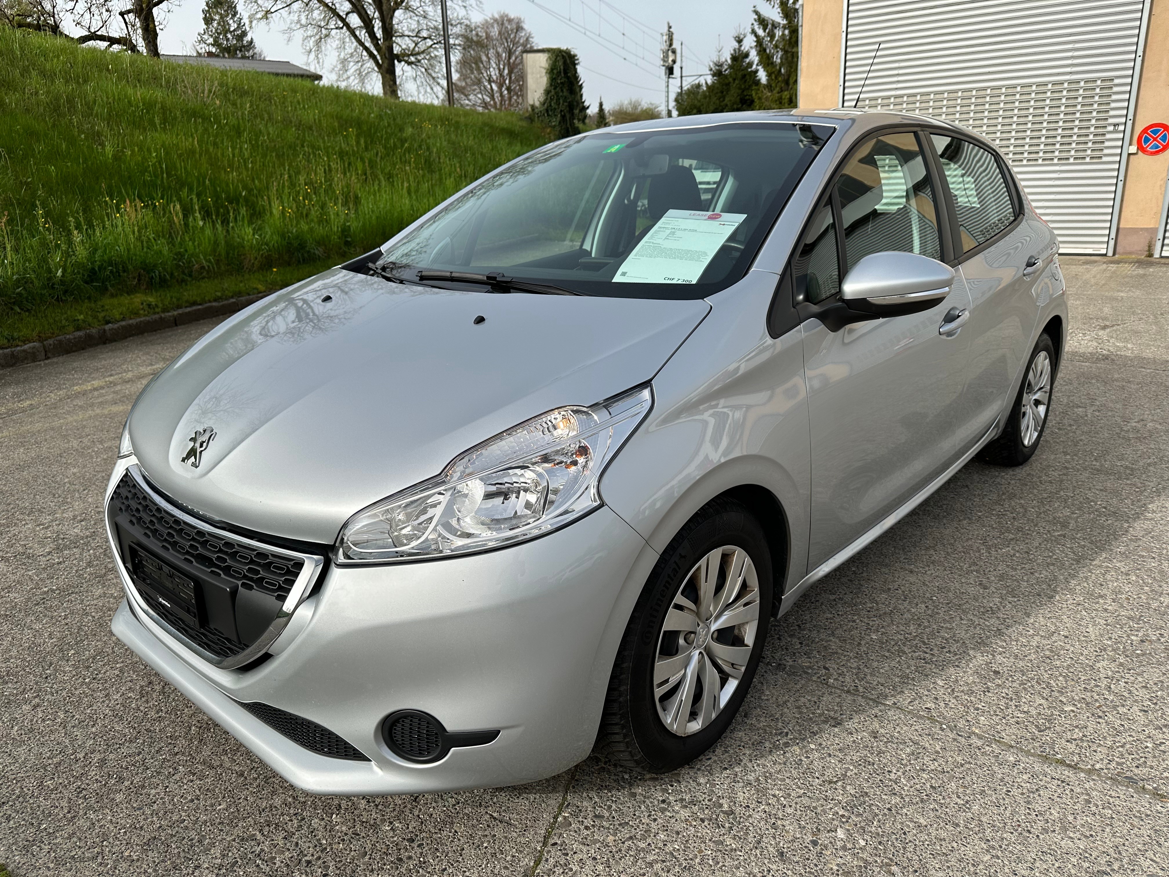 PEUGEOT 208 1.6 e-HDI Active