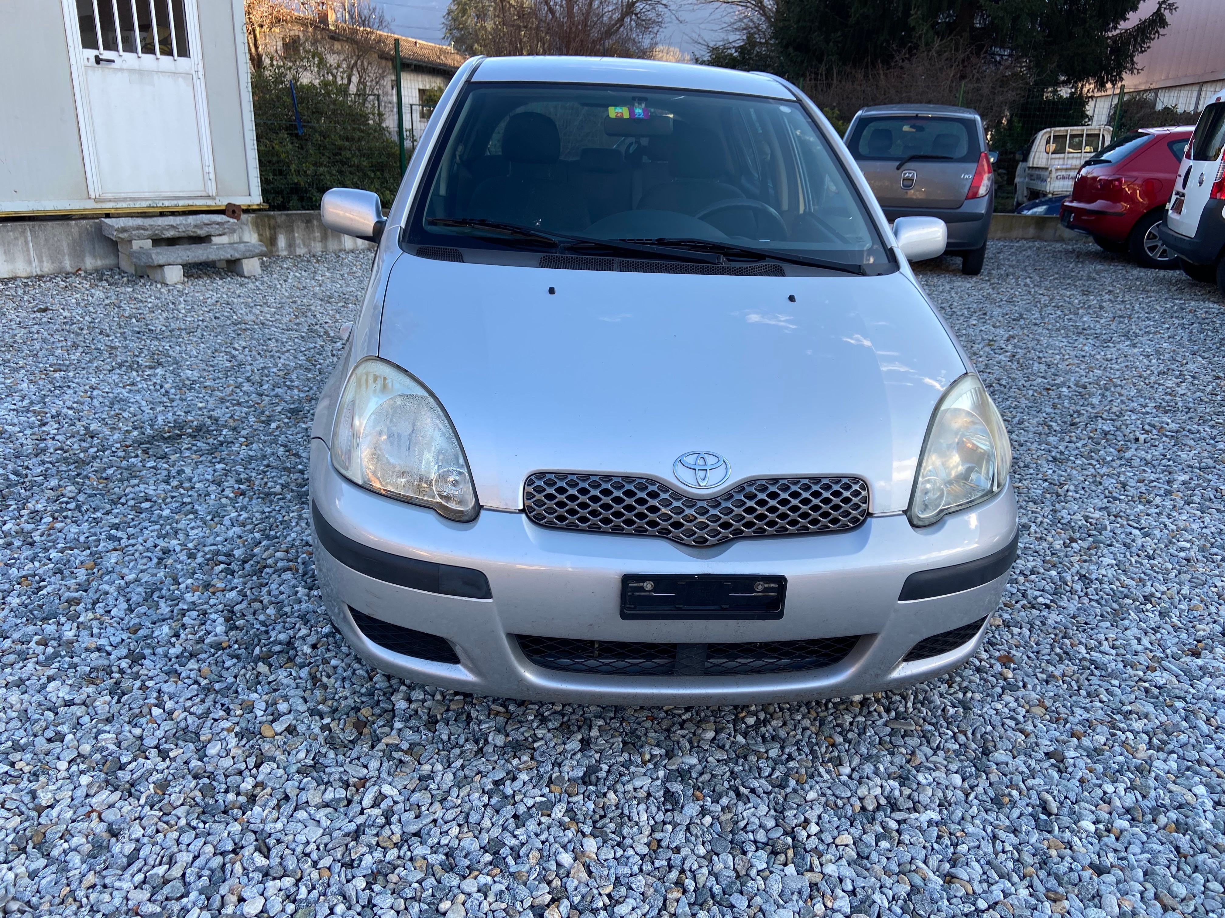 TOYOTA Yaris 1.3 Linea Sol