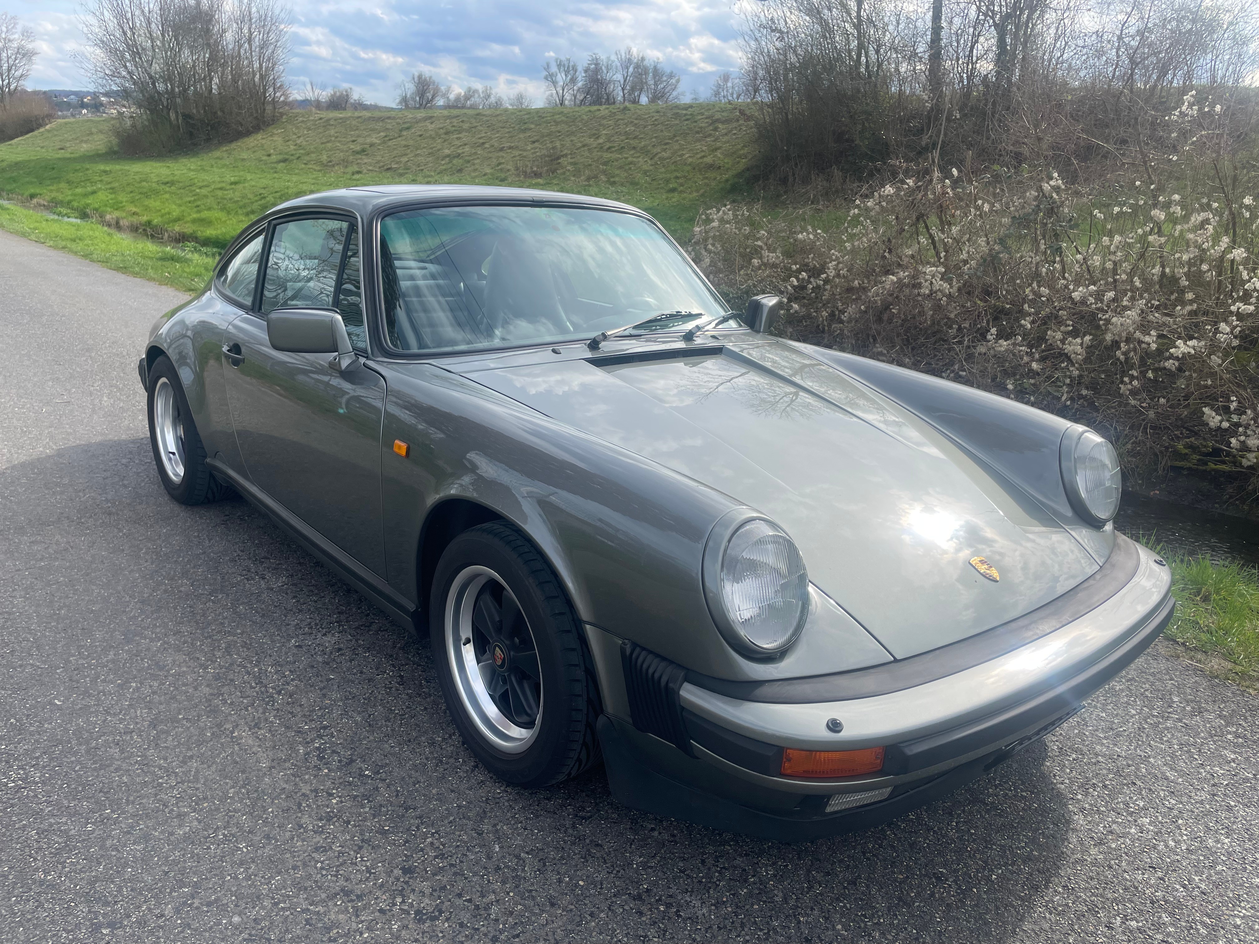 PORSCHE Carrera 3.2 Kat.