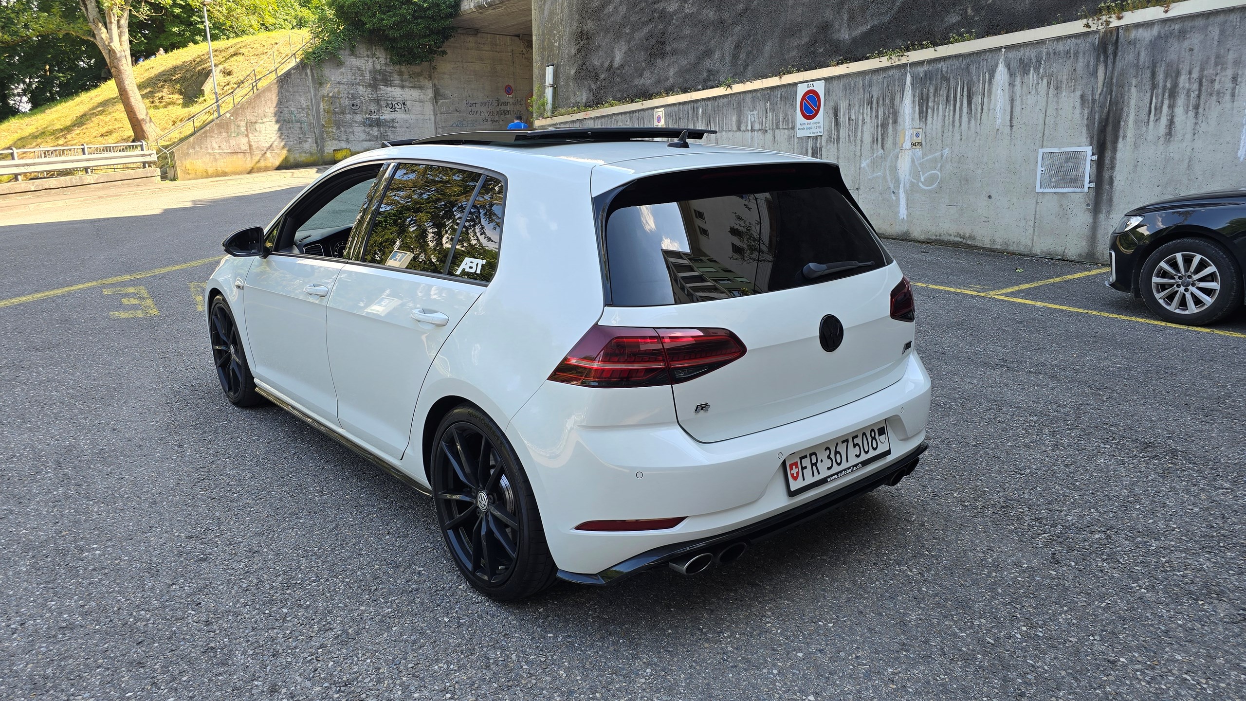 VW Golf 2.0 TSI R 4Motion DSG