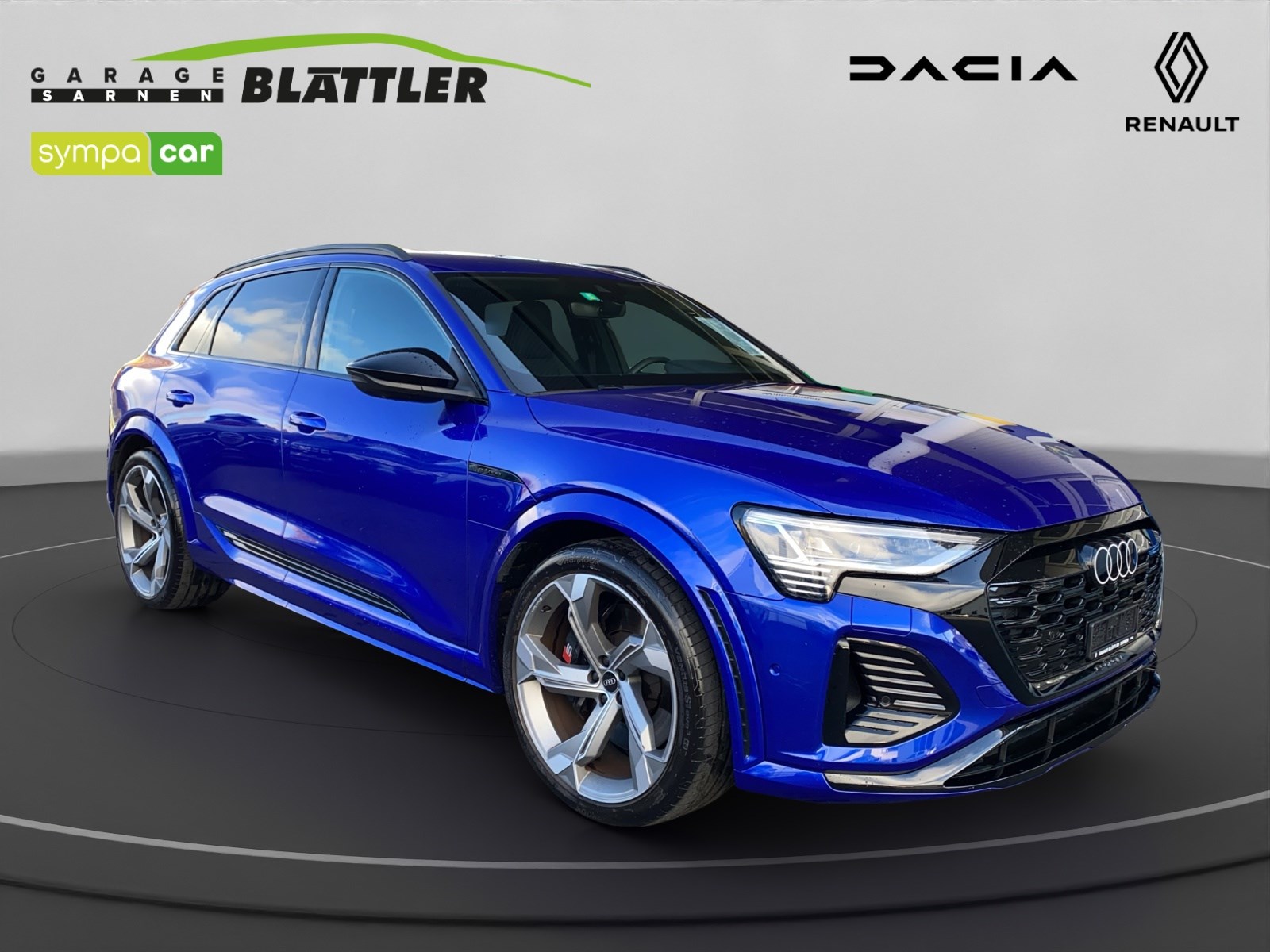 AUDI SQ8 e-tron quattro