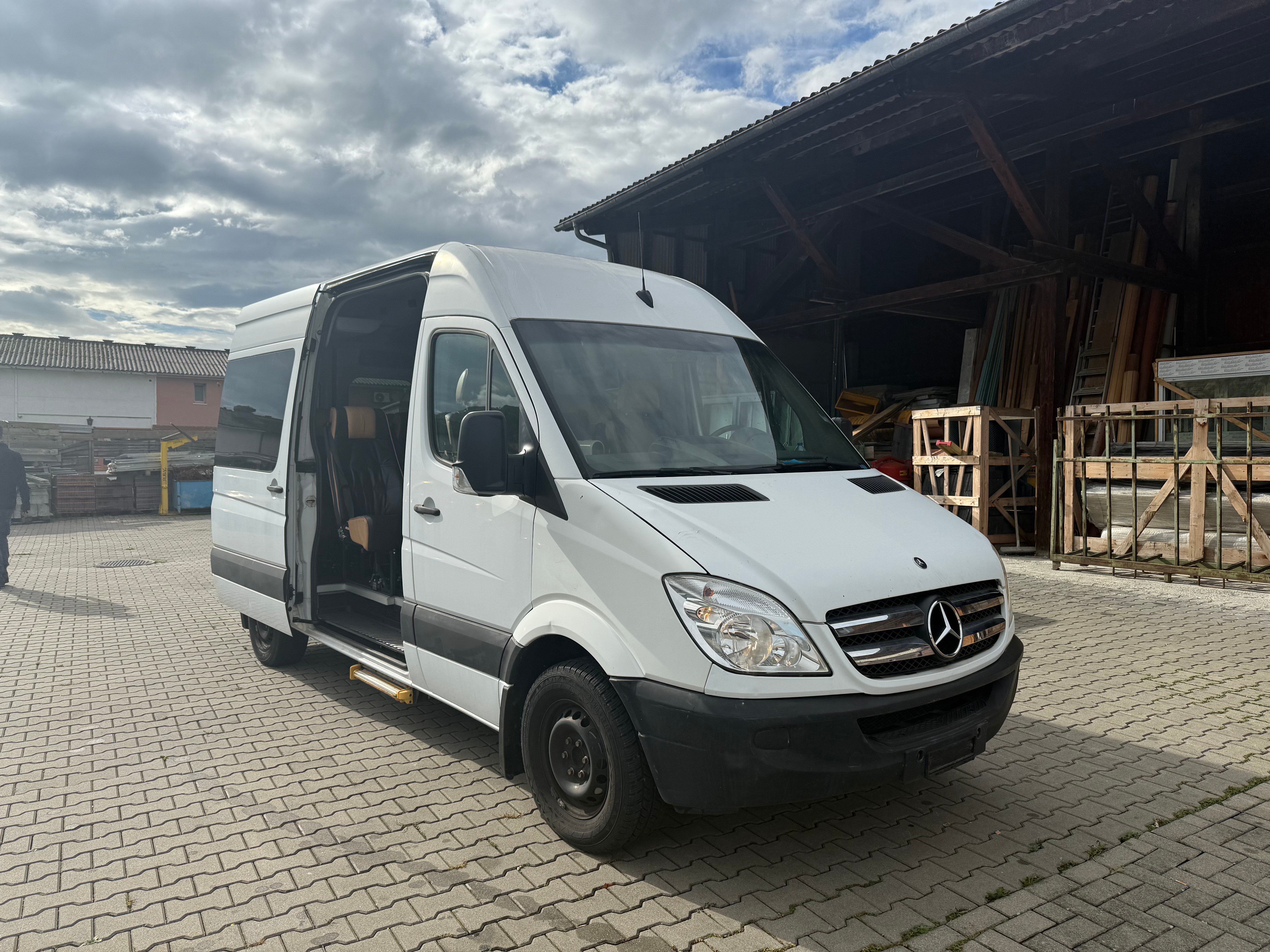 MERCEDES-BENZ Sprinter 316 mini bus