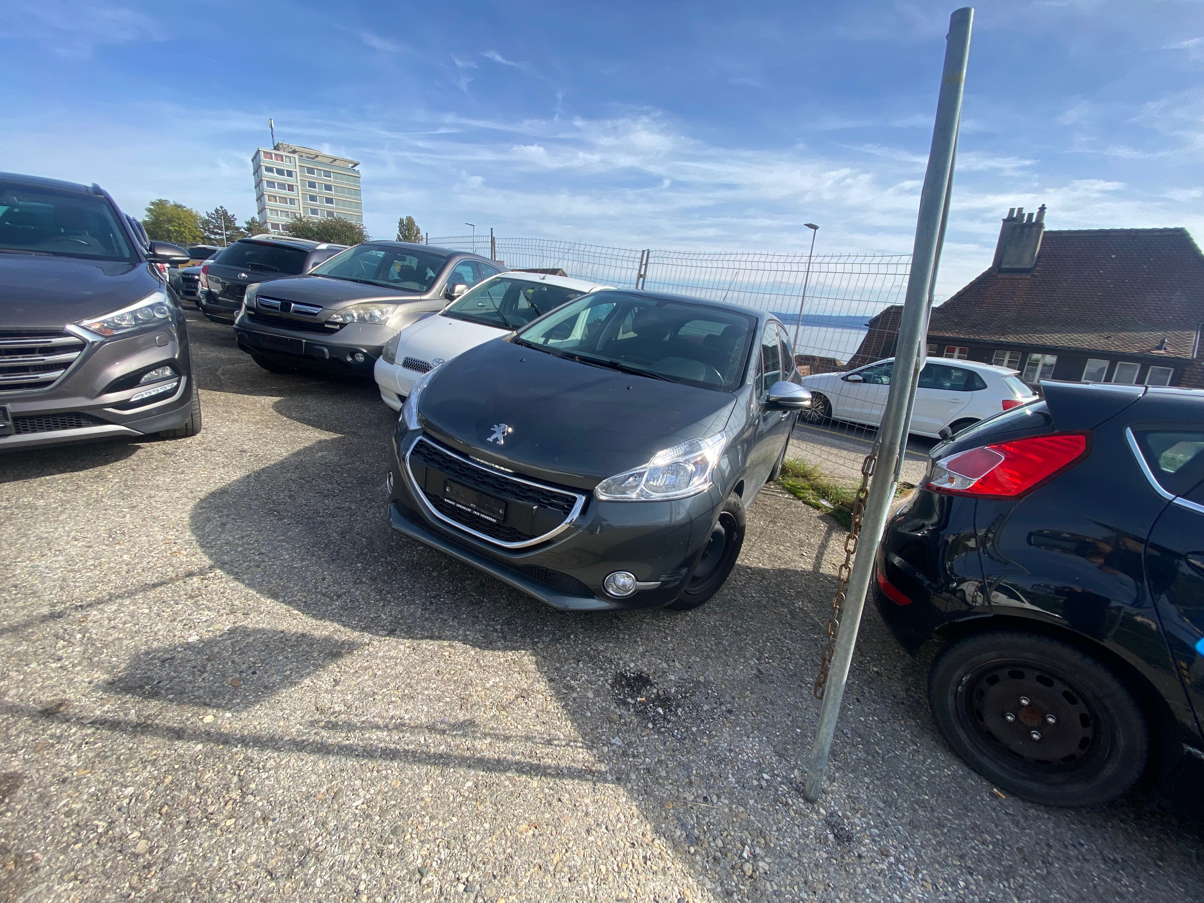 PEUGEOT 208 1.2 VTI Style