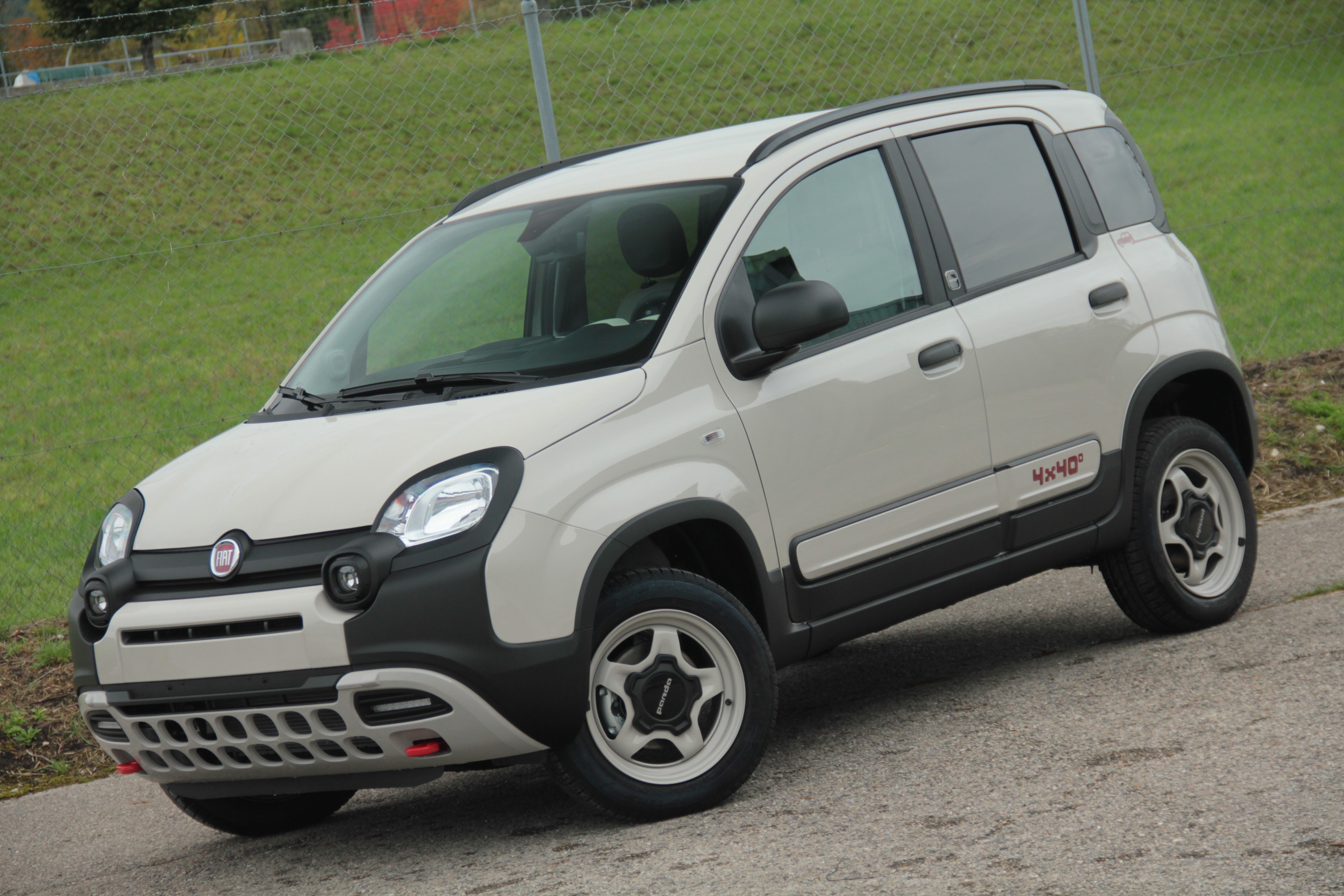 FIAT Panda 0.9 Twinair Turbo 4x40 4x4 Cross Serie Limitée 40e Anniversaire