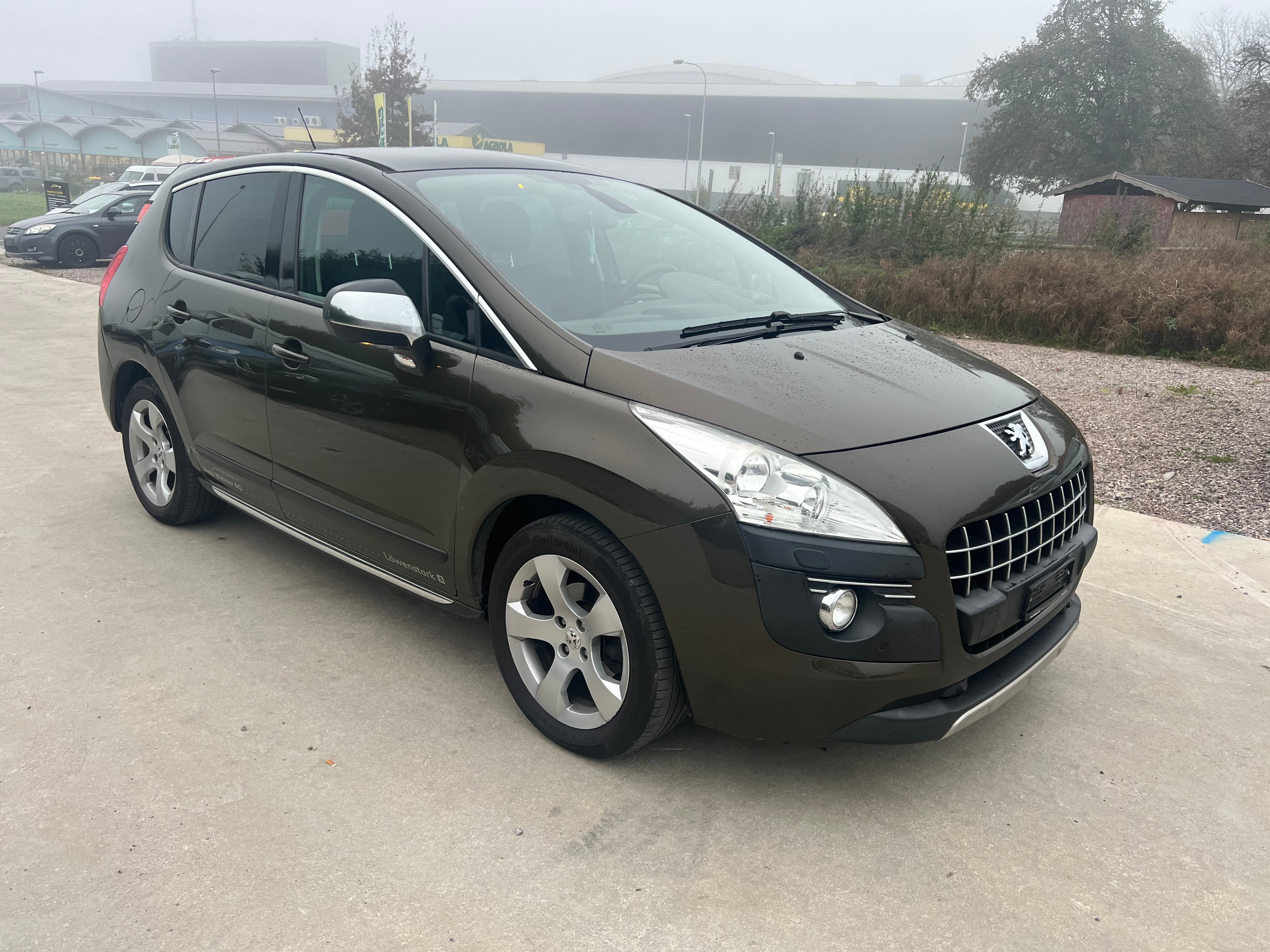 PEUGEOT 3008 1.6 HDI Sport EGS6