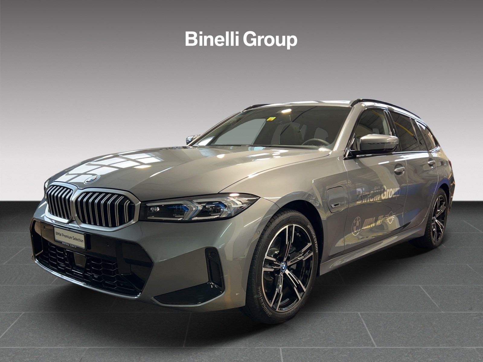 BMW 330e xDr Tour M Sport  Binelli Automobile AG - Filiale Baar