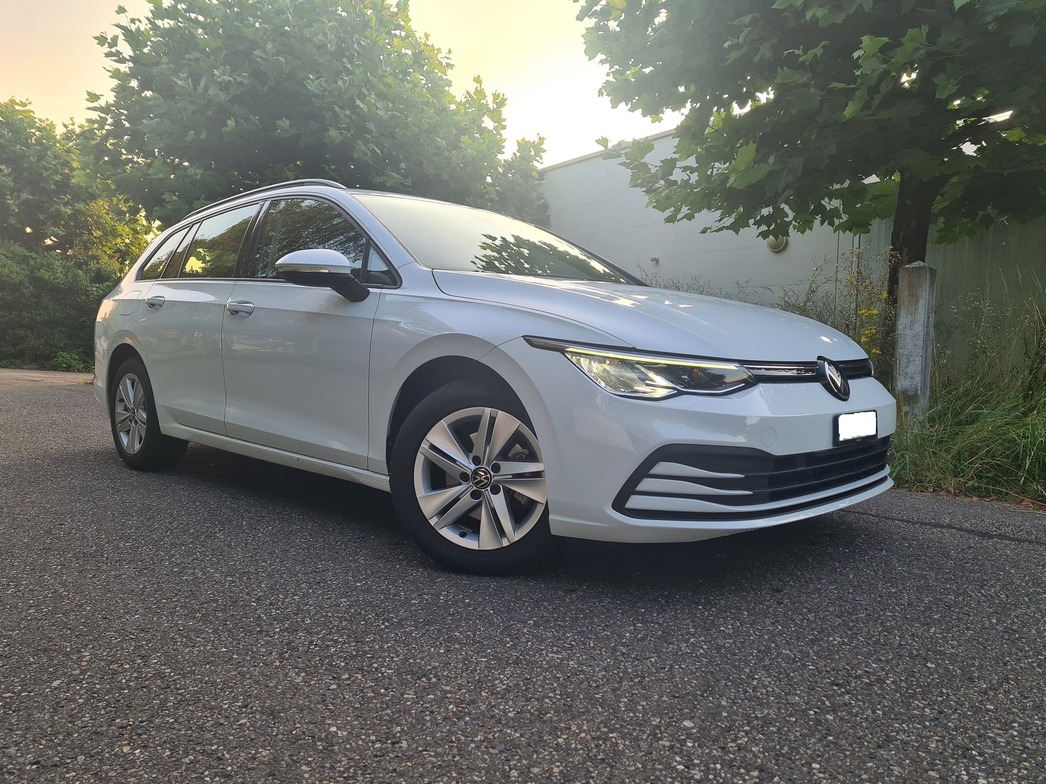 VW Golf Variant 1.0 eTSI mHEV Life DSG