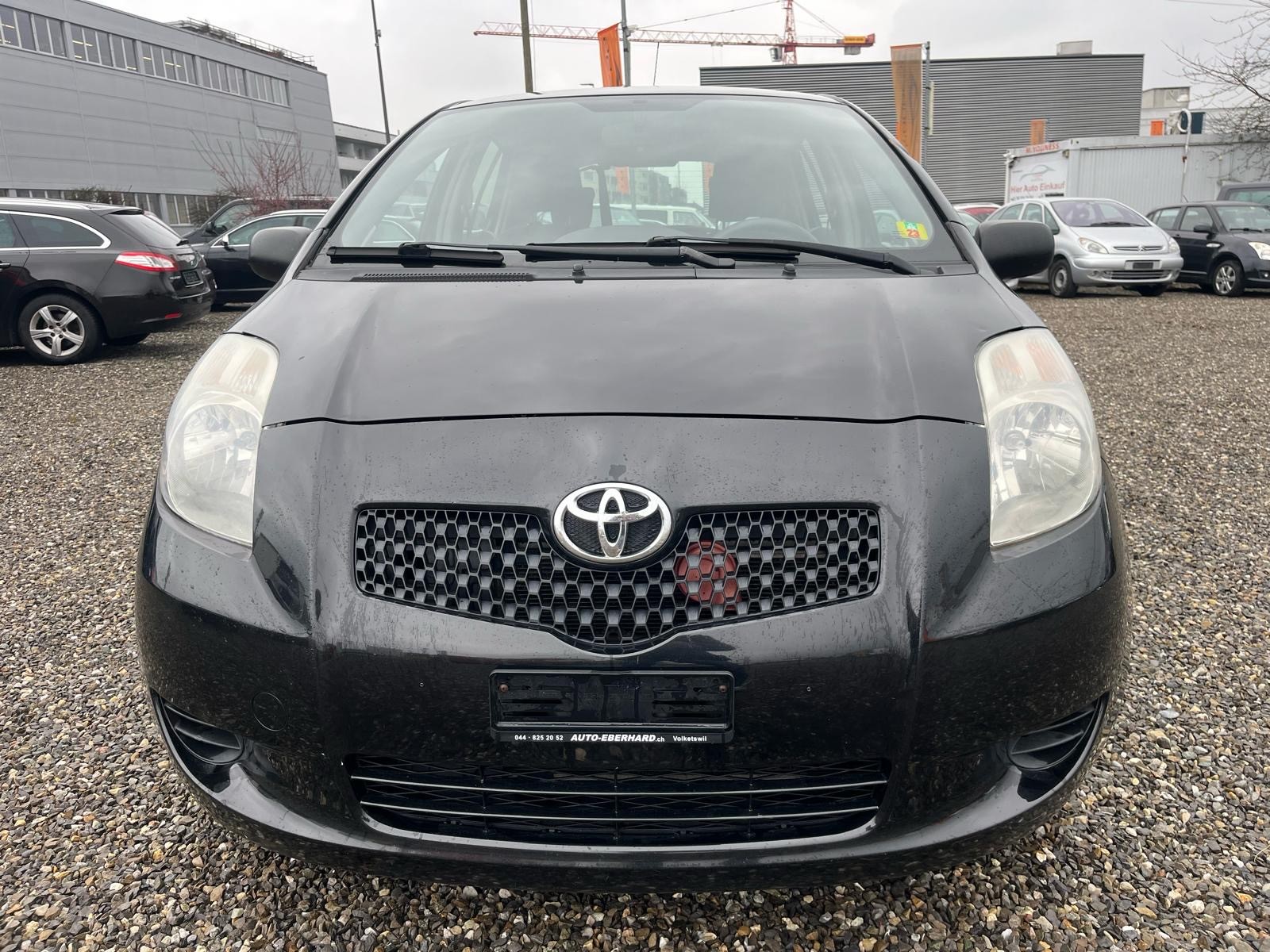 TOYOTA Yaris 1.3 Linea Sol