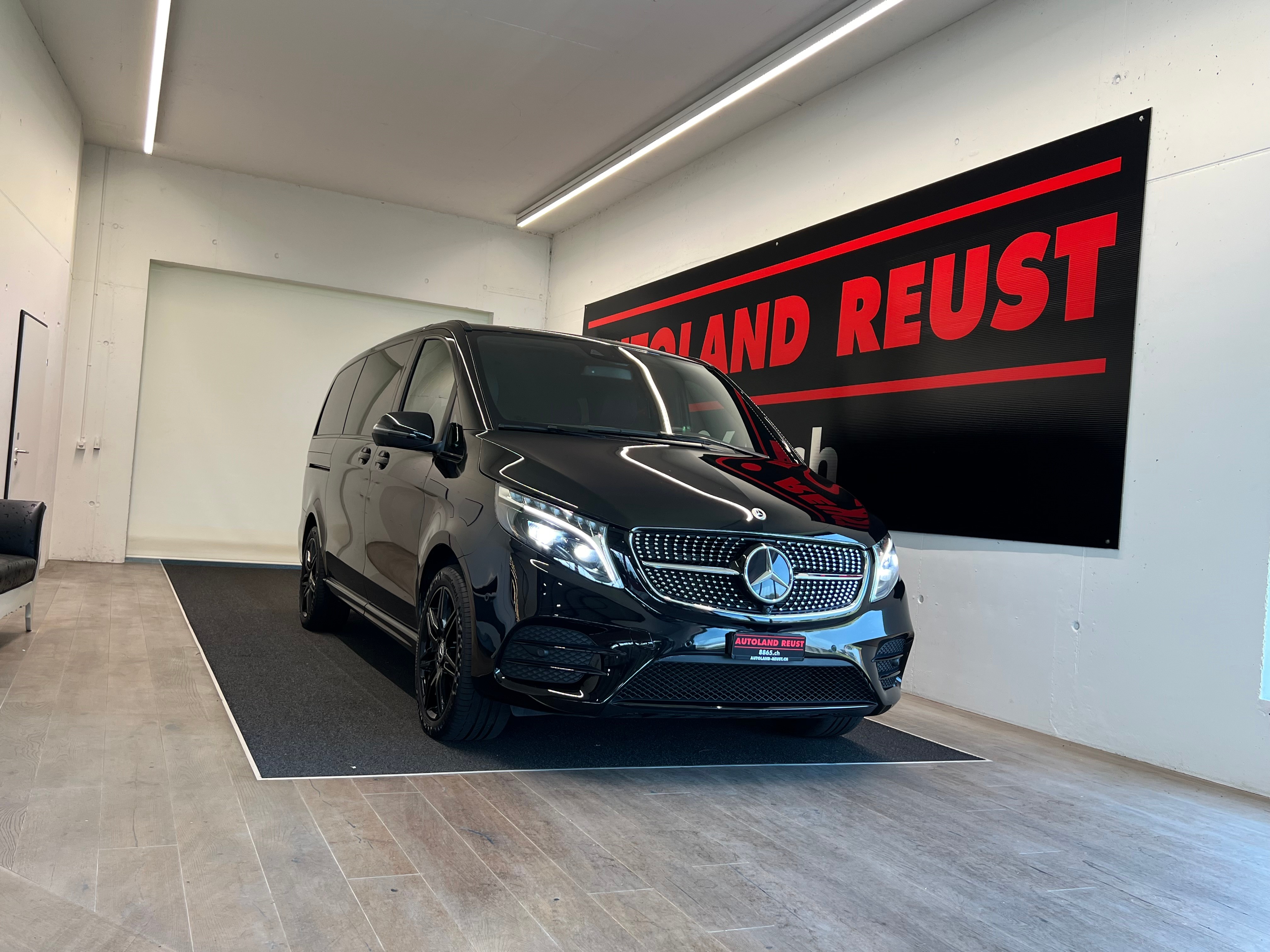 MERCEDES-BENZ V 300 d lang Avantgarde 4Matic 9G-Tronic