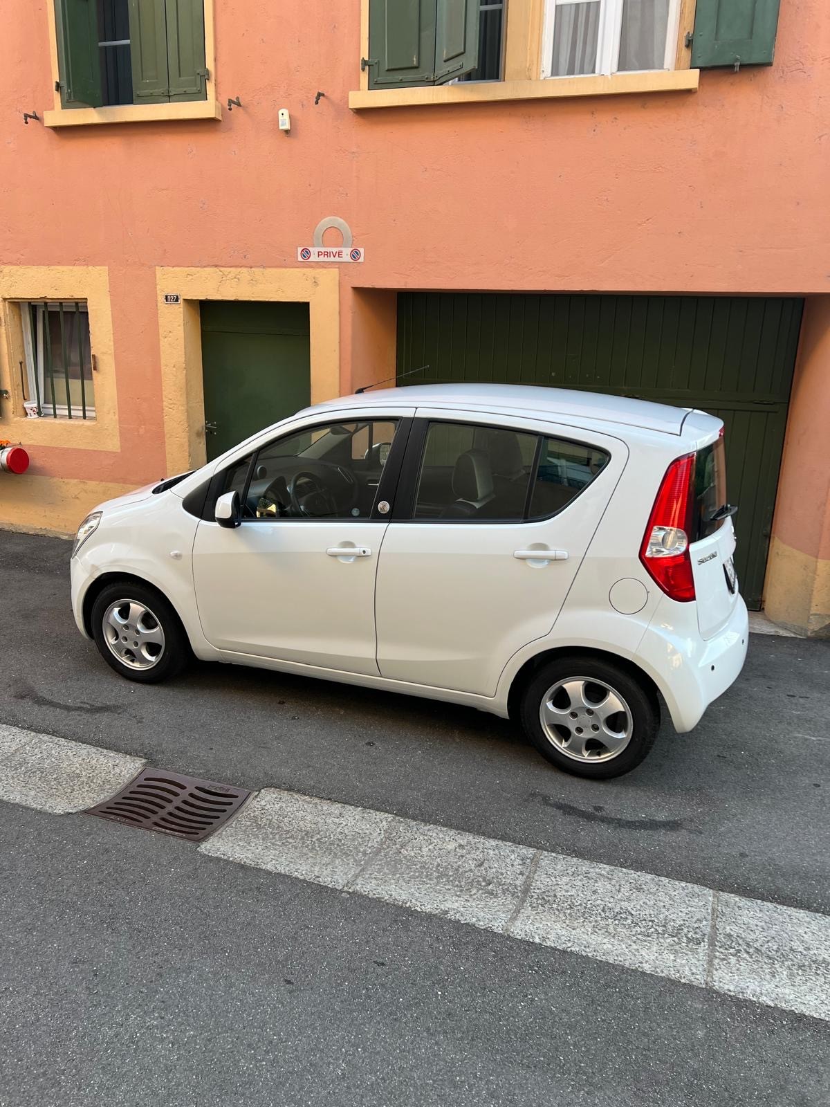 SUZUKI Splash 1.2i 16V GL Indigo Automatic