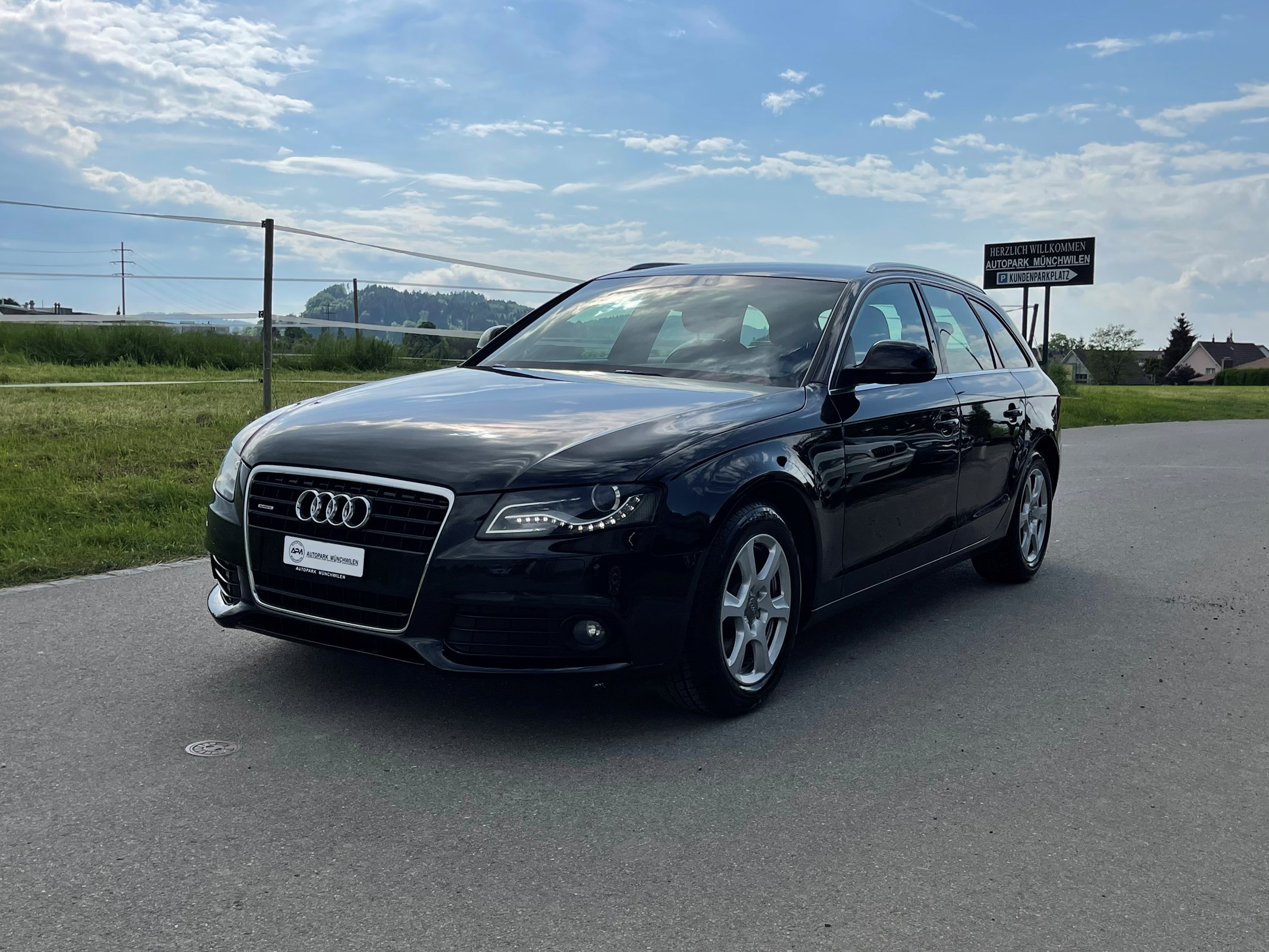 AUDI A4 Avant 3.2 FSI quattro tiptronic