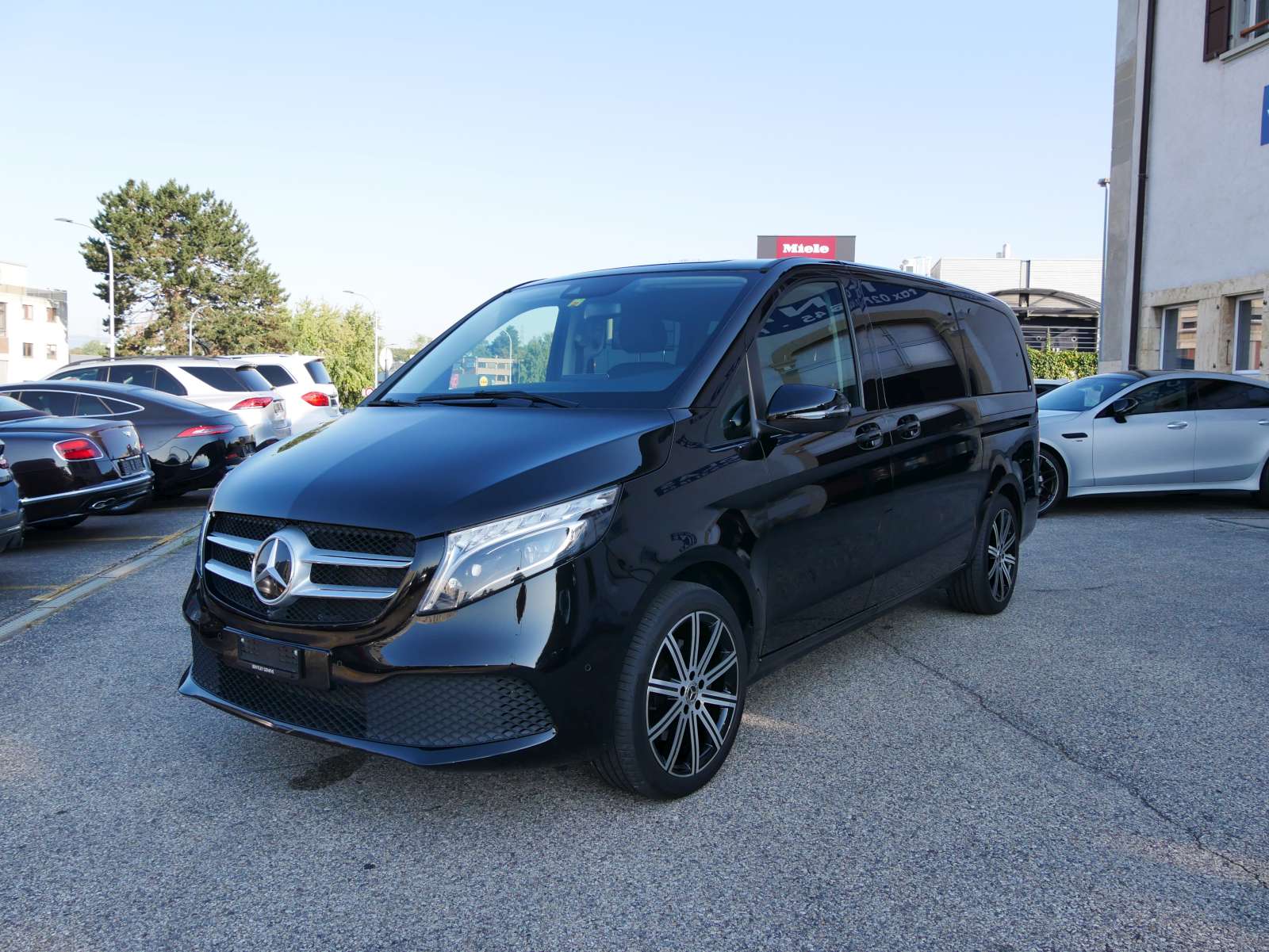 MERCEDES-BENZ V 300 d lang Avantgarde 4Matic 9G-Tronic