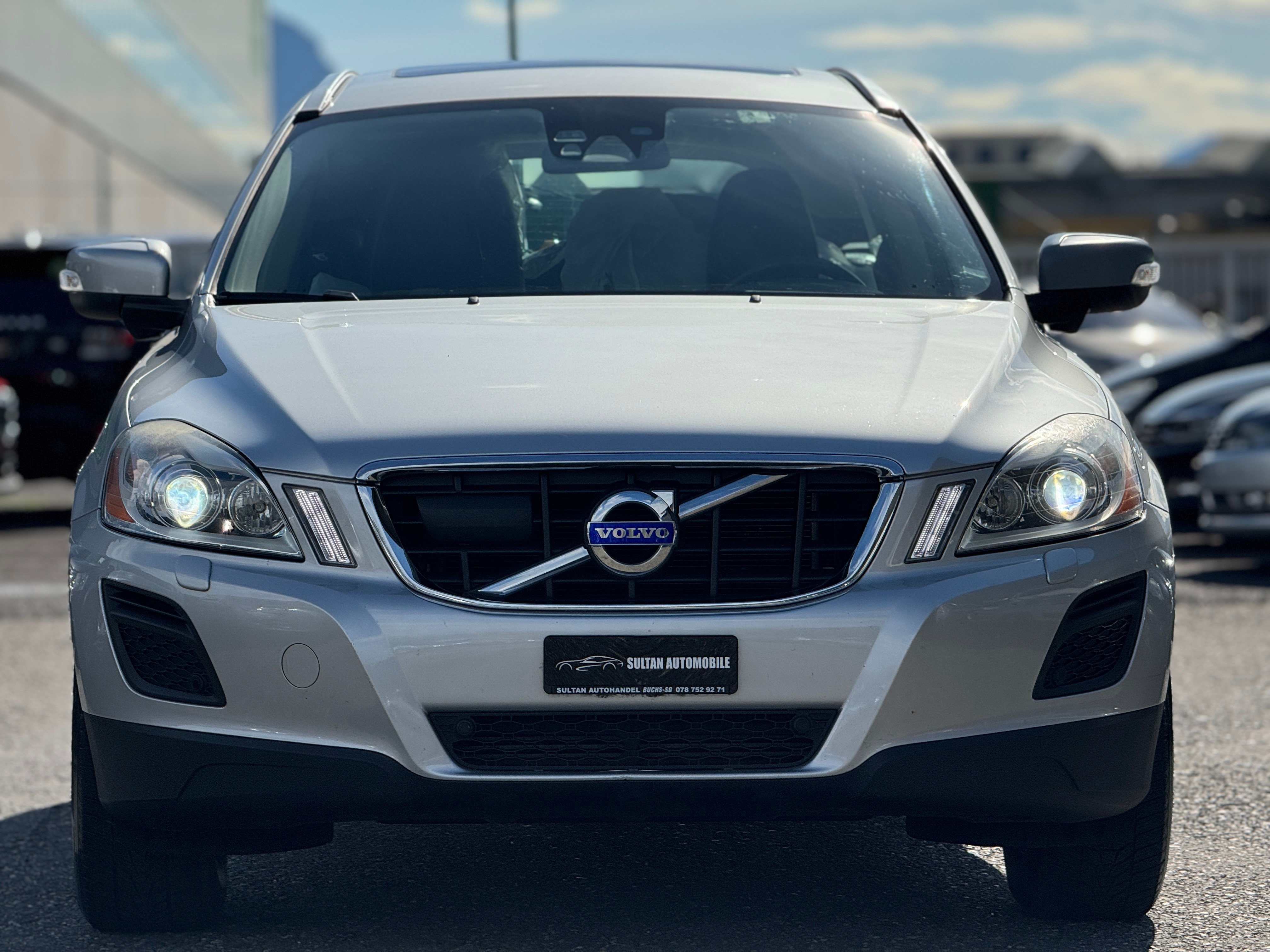 VOLVO XC60 D3 AWD Momentum Geartronic