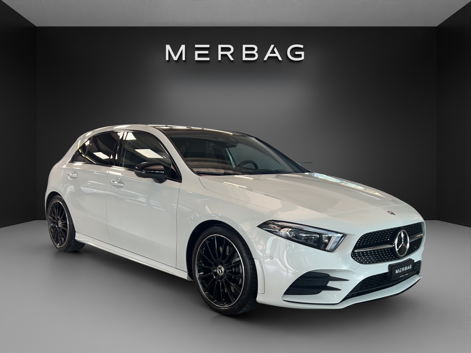 MERCEDES-BENZ A 250 AMG Line 4Matic