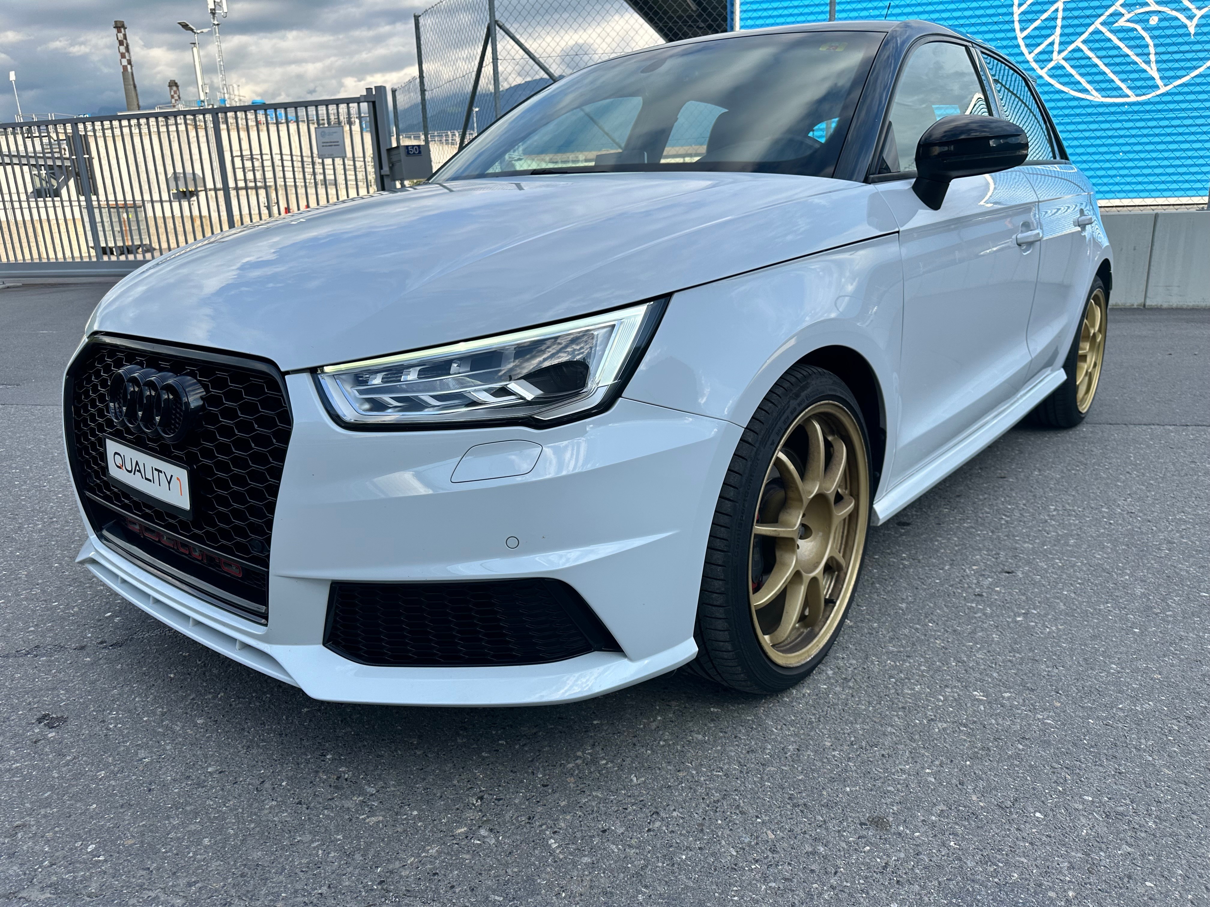 AUDI S1 Sportback 2.0 TFSI quattro