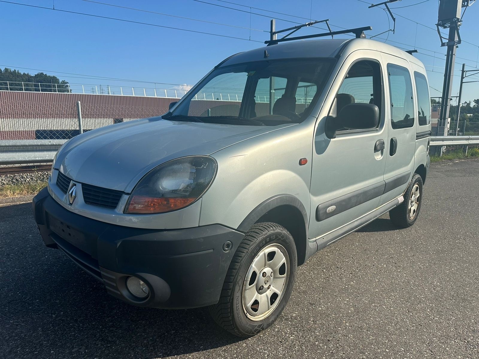 RENAULT Kangoo 1.6 16V Authentique 4X4