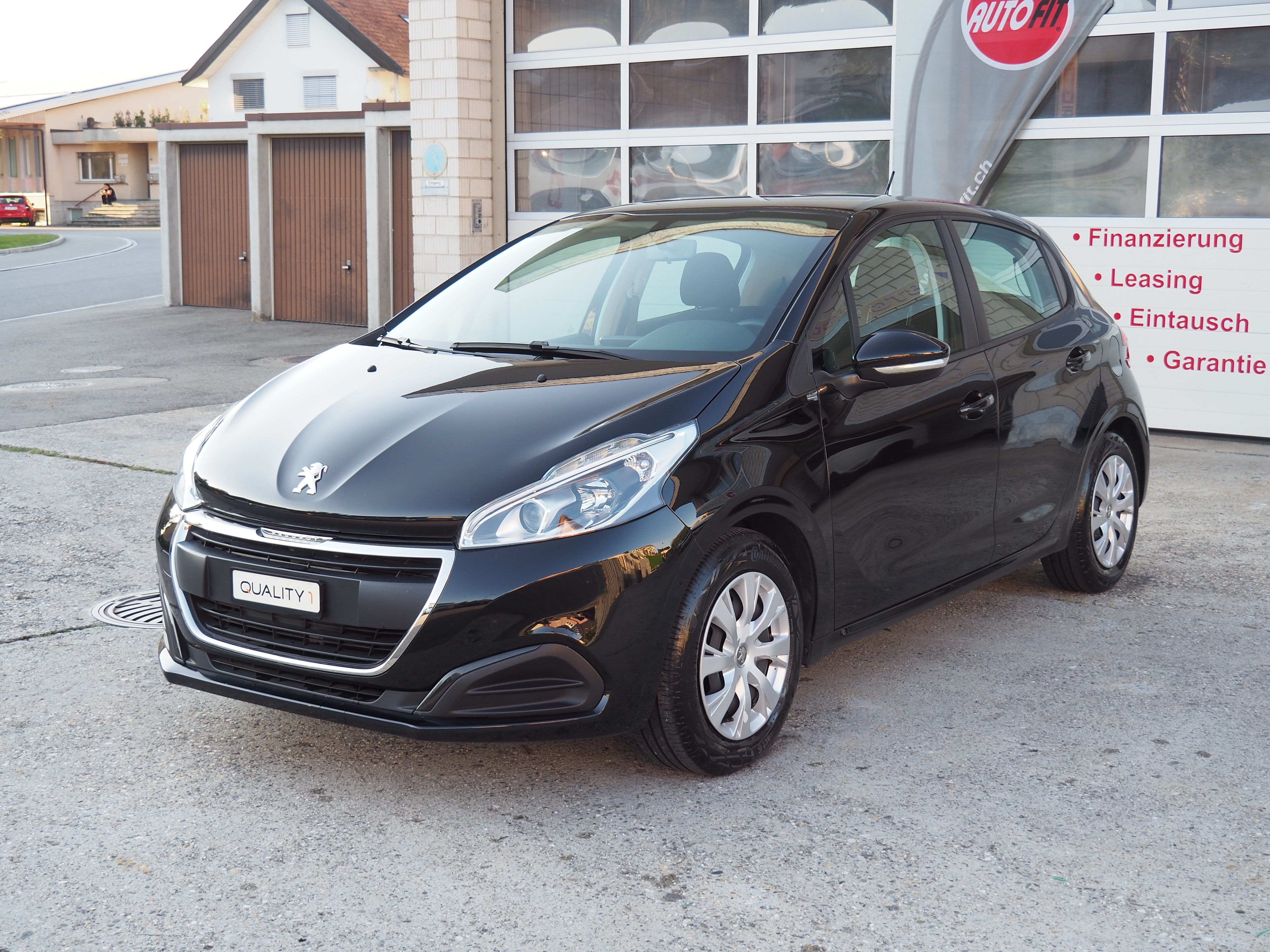 PEUGEOT 208 1.2 PureTech Urban Soul