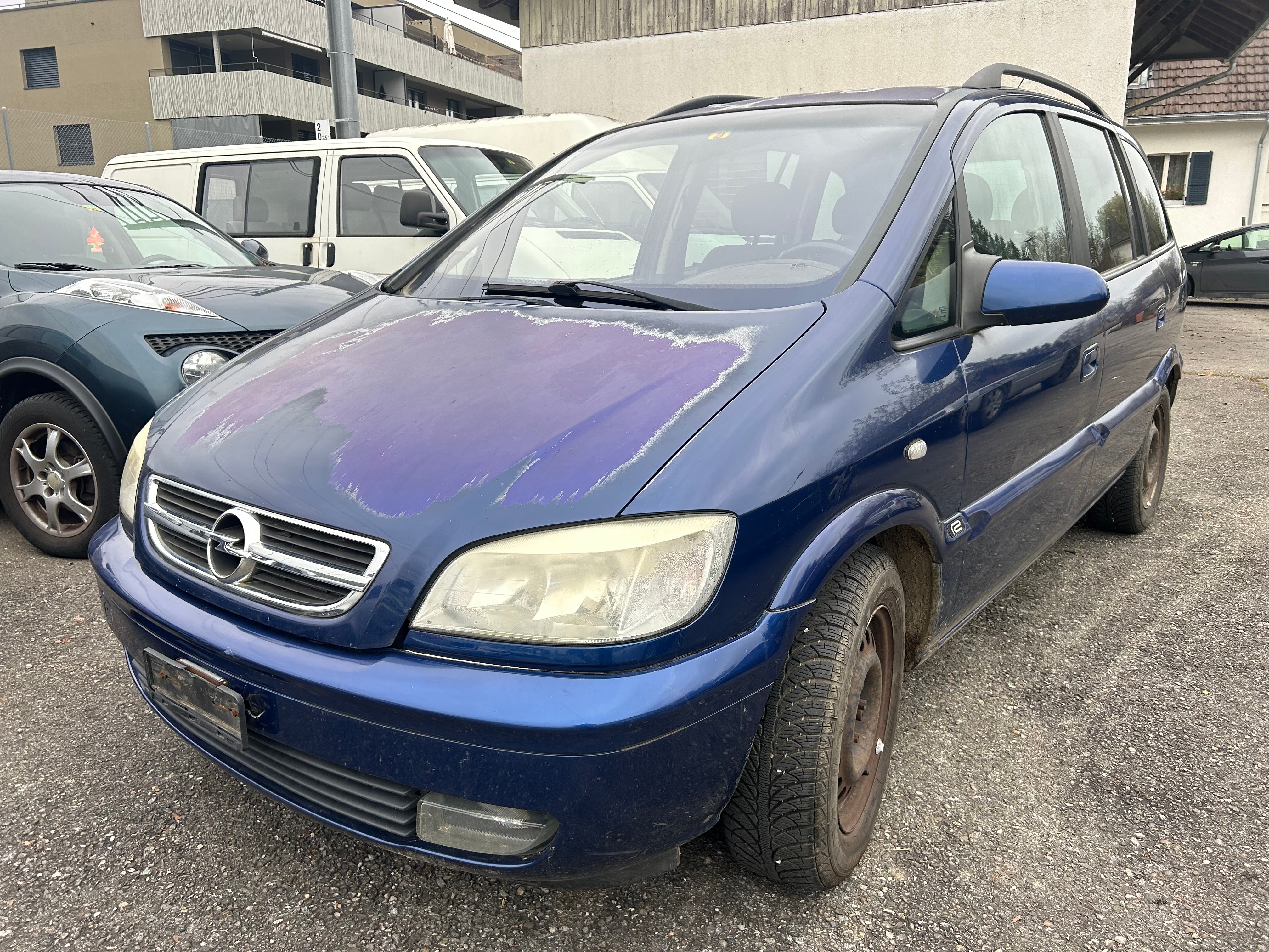 OPEL Zafira 2.2i 16V Riviera