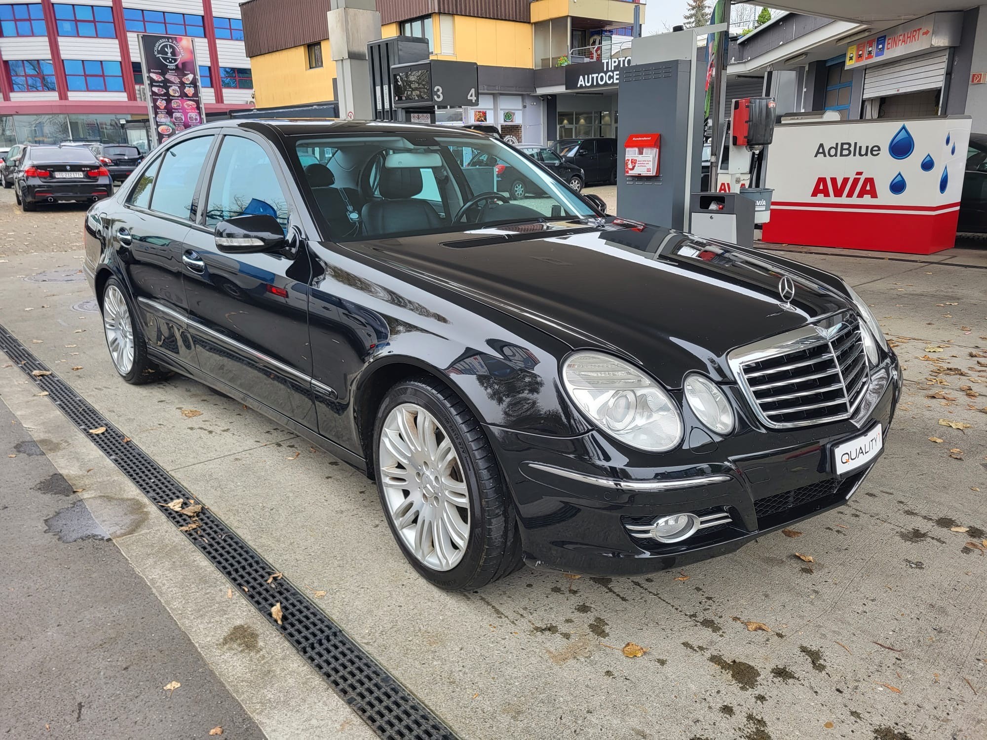 MERCEDES-BENZ E 350 Avantgarde 4Matic Automatic