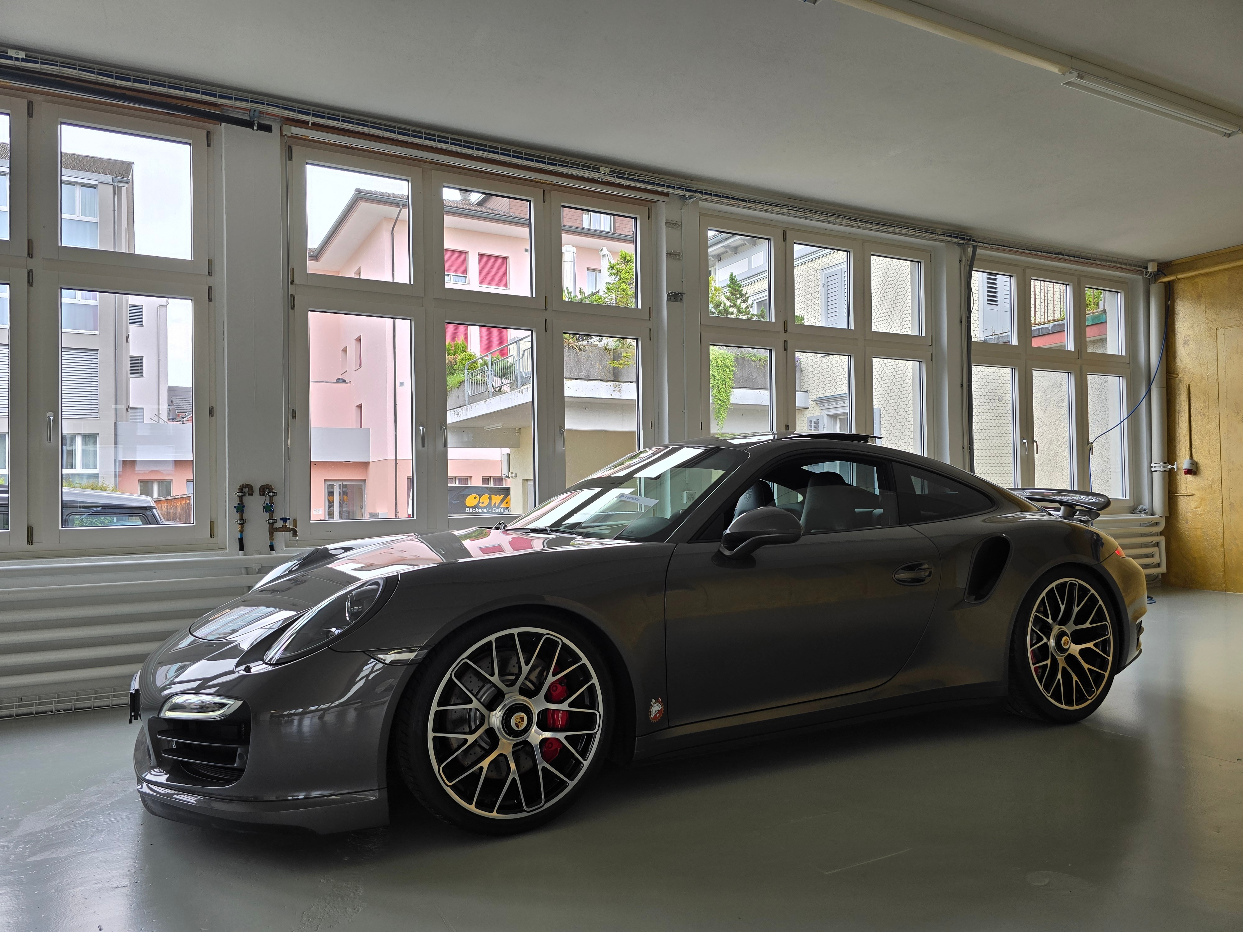 PORSCHE 911 Turbo PDK