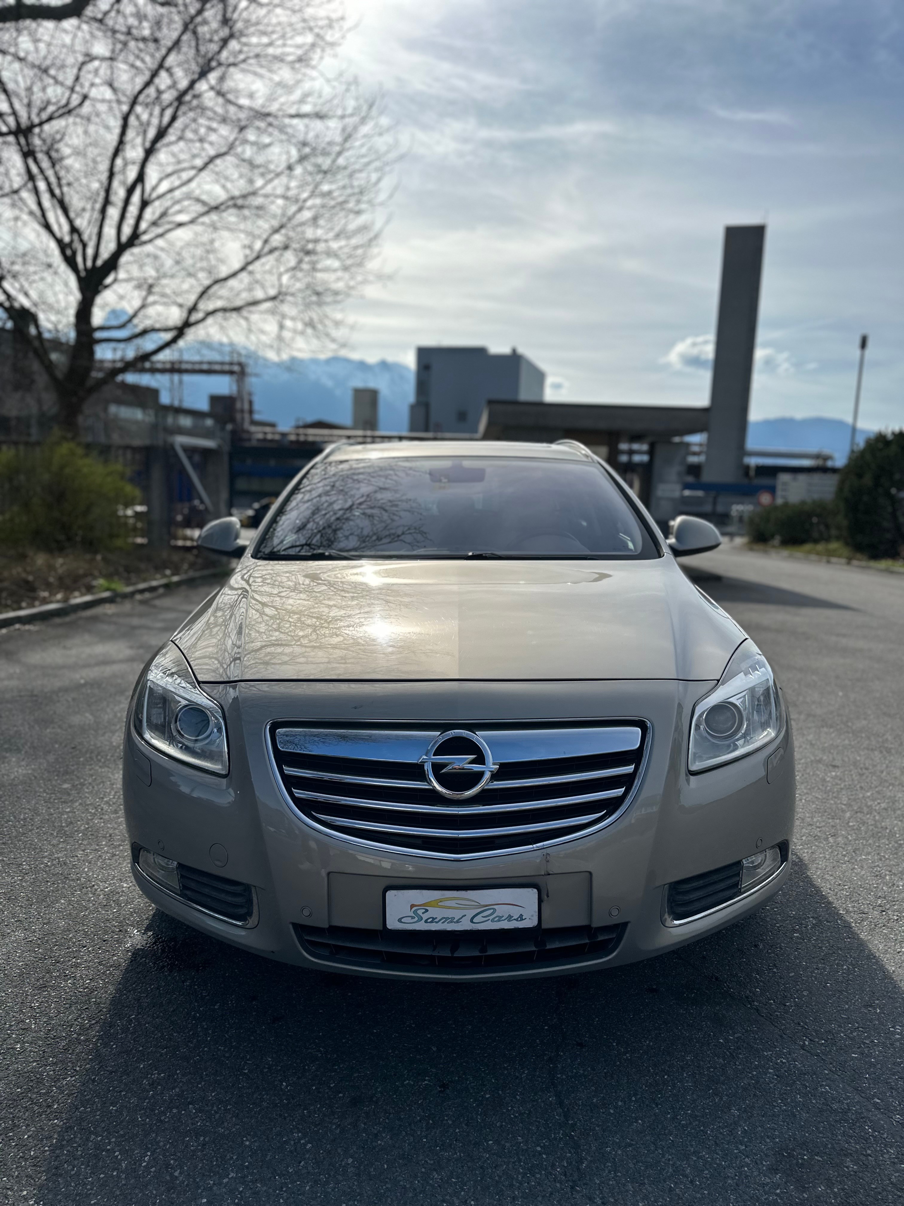 OPEL Insignia Sports Tourer 2.8 Turbo Cosmo 4WD