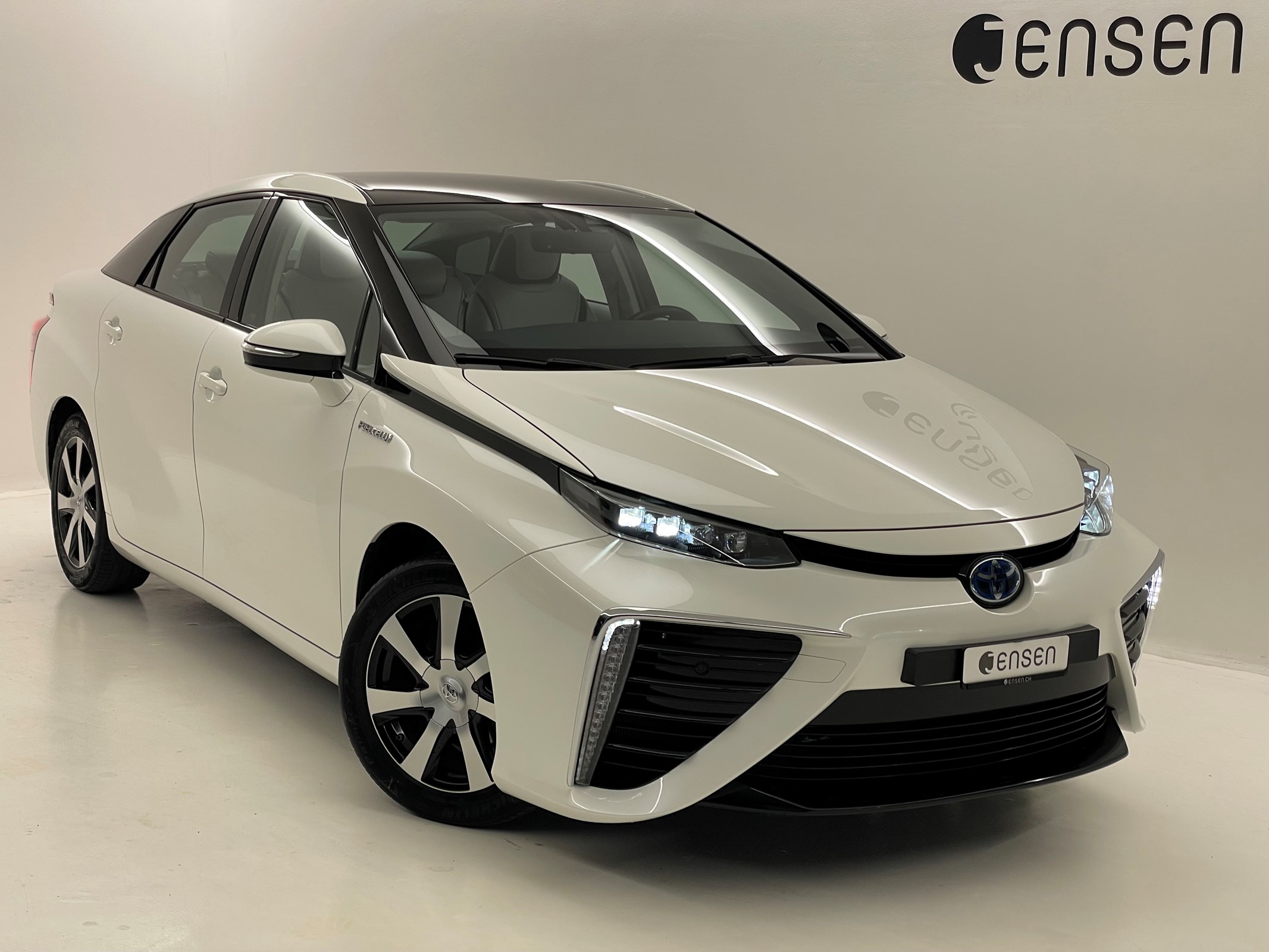 TOYOTA Mirai Fuel Cell Premium