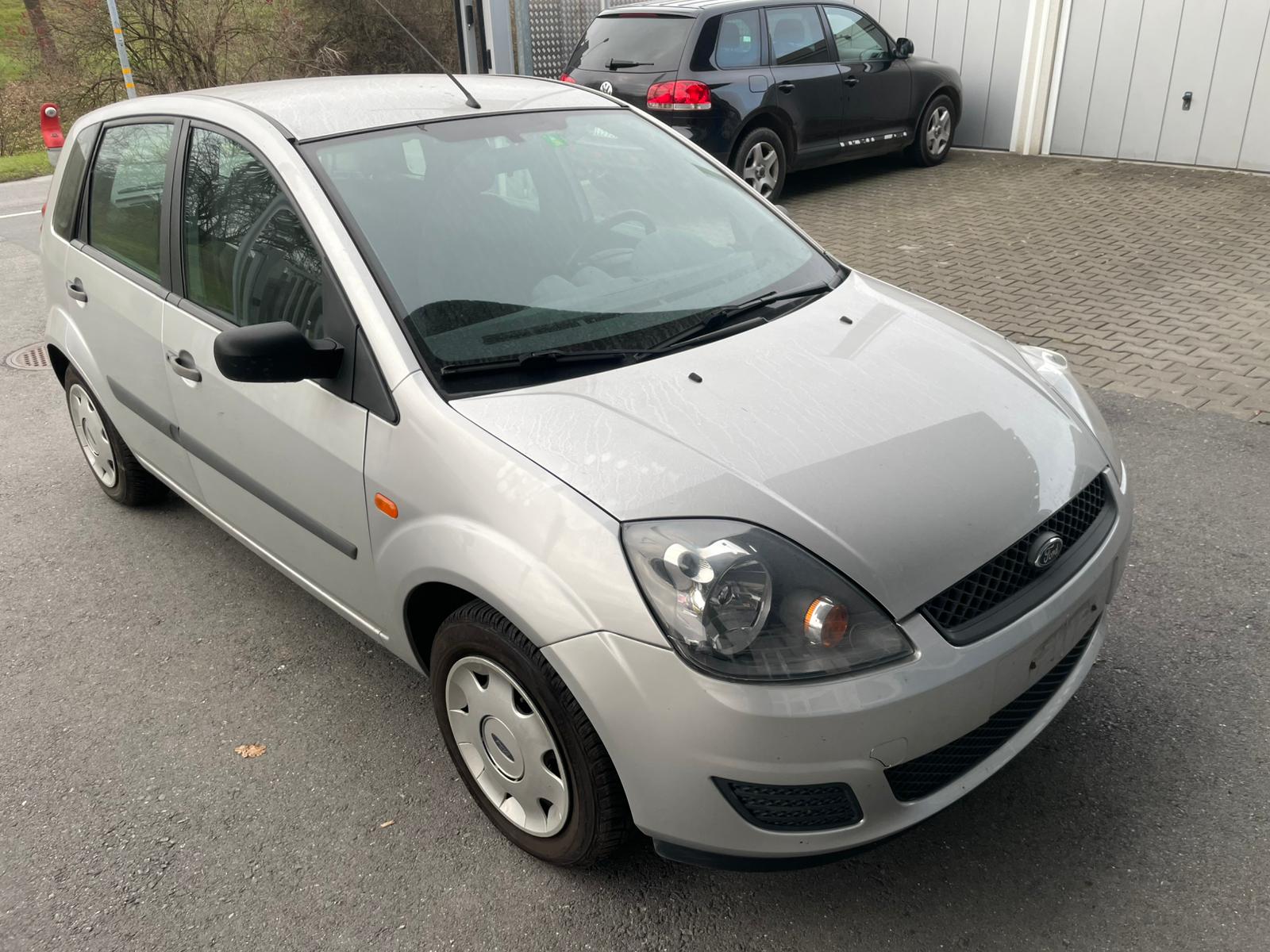 FORD Fiesta 1.25 16V Ambiente