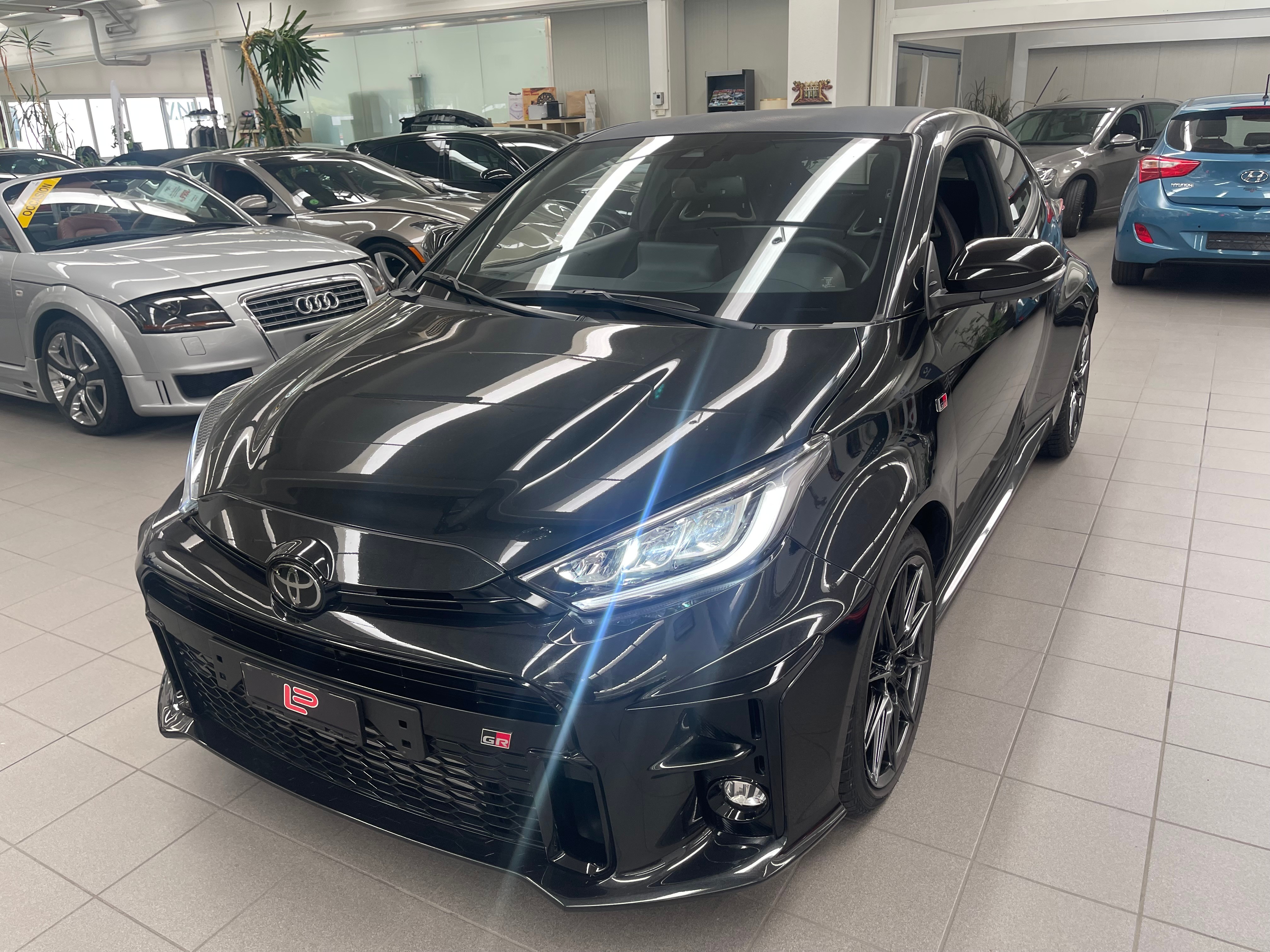 TOYOTA Yaris 1.6 GR Sport