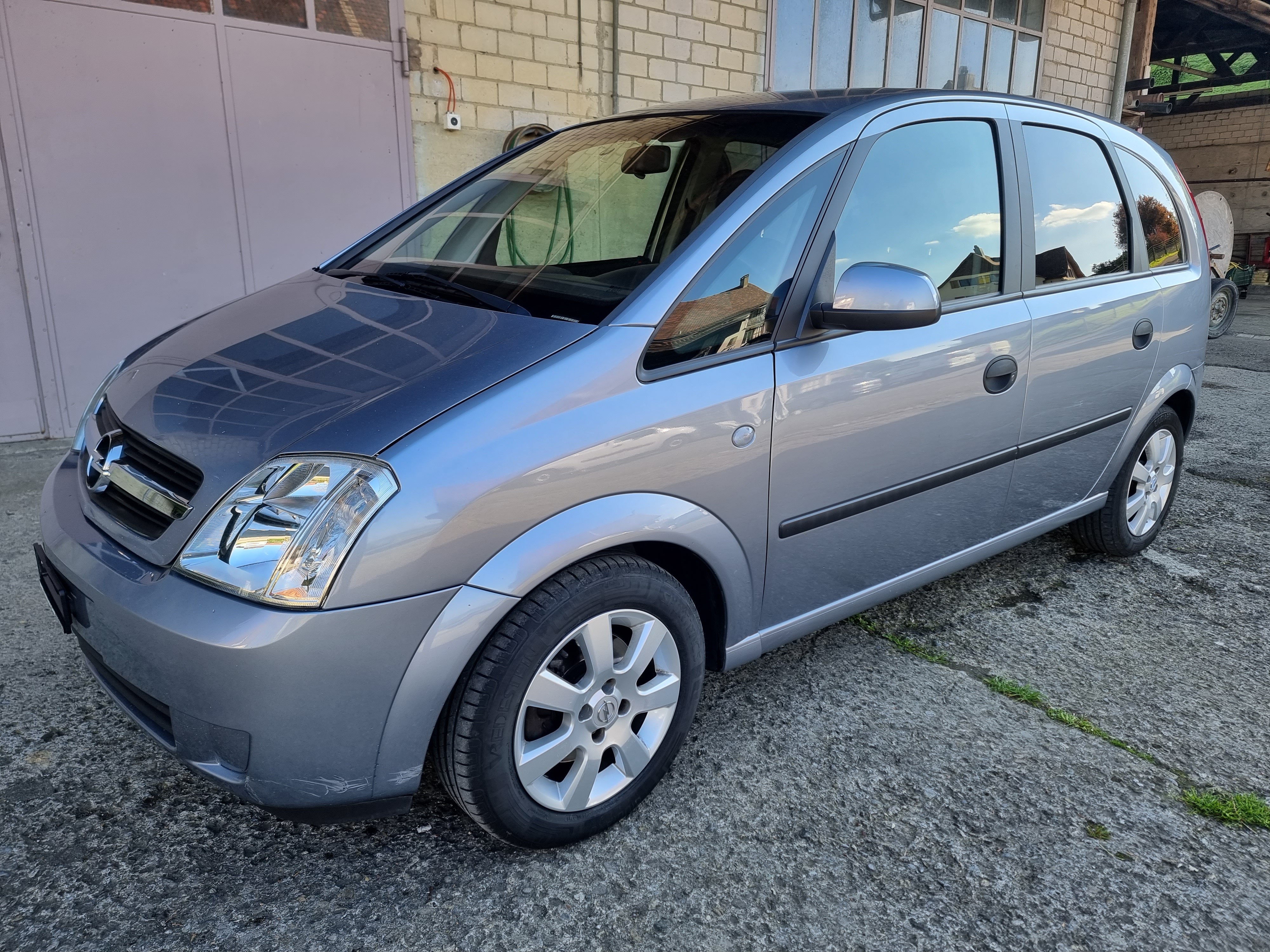 OPEL Meriva 1.6i 16V Essentia