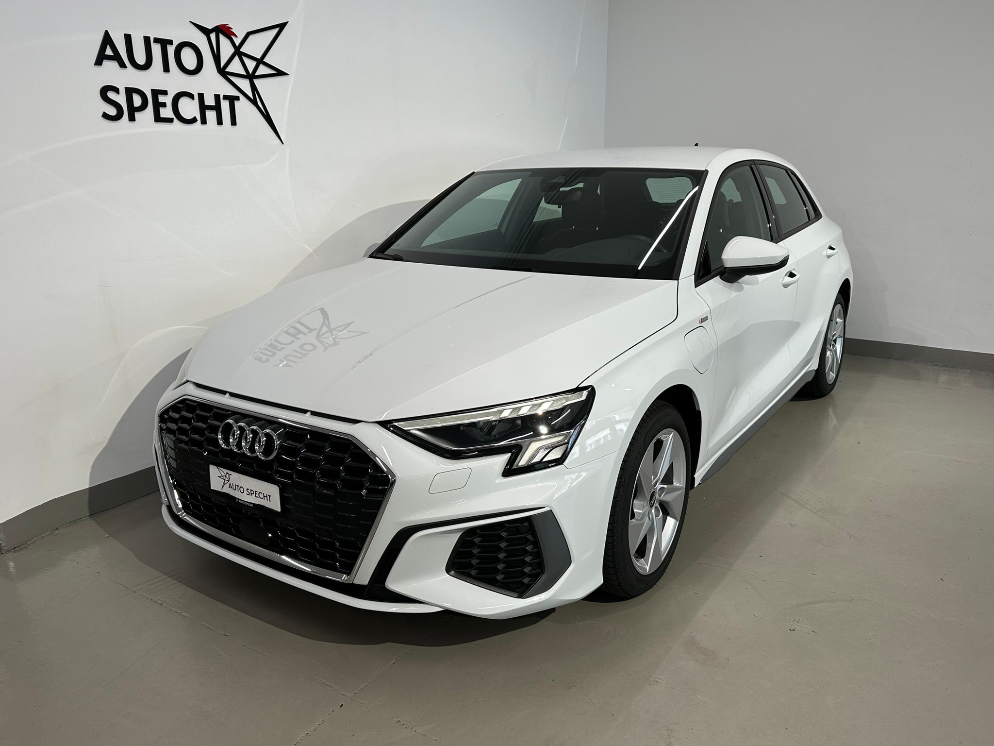 AUDI A3 Sportback 40 TFSI e S line