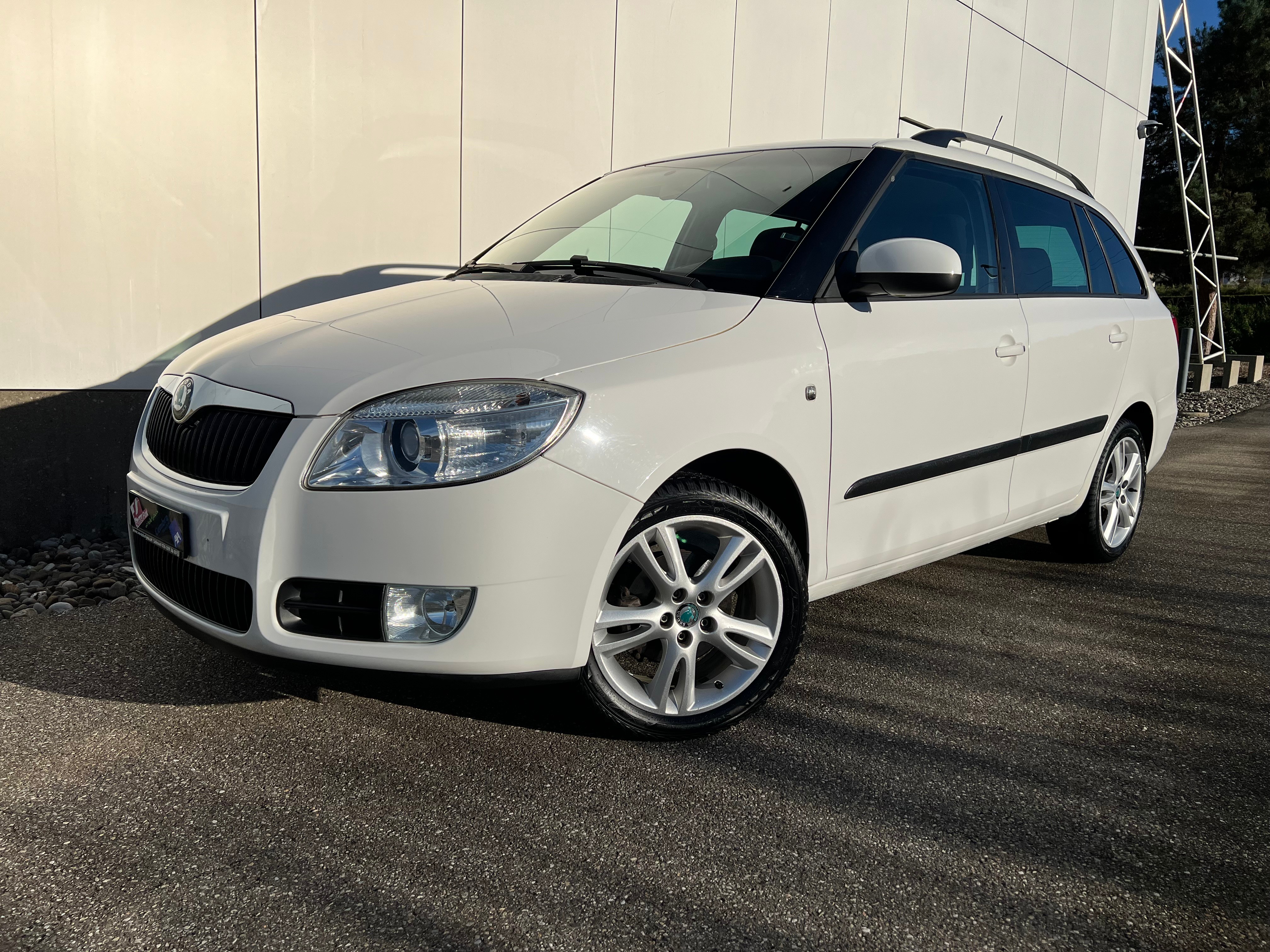 SKODA Fabia 1.6 Elegance Tiptronic