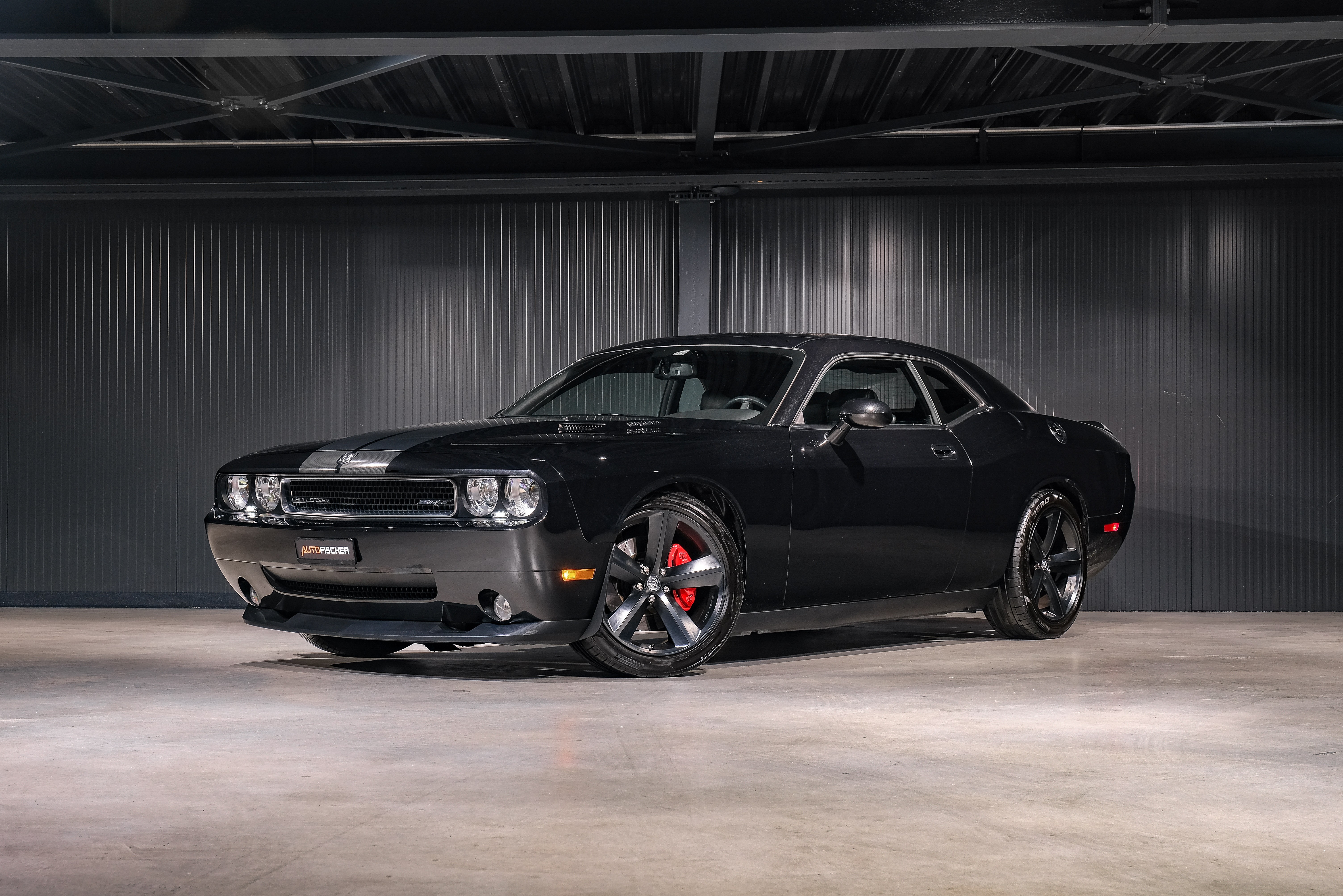 DODGE Challenger SRT 8