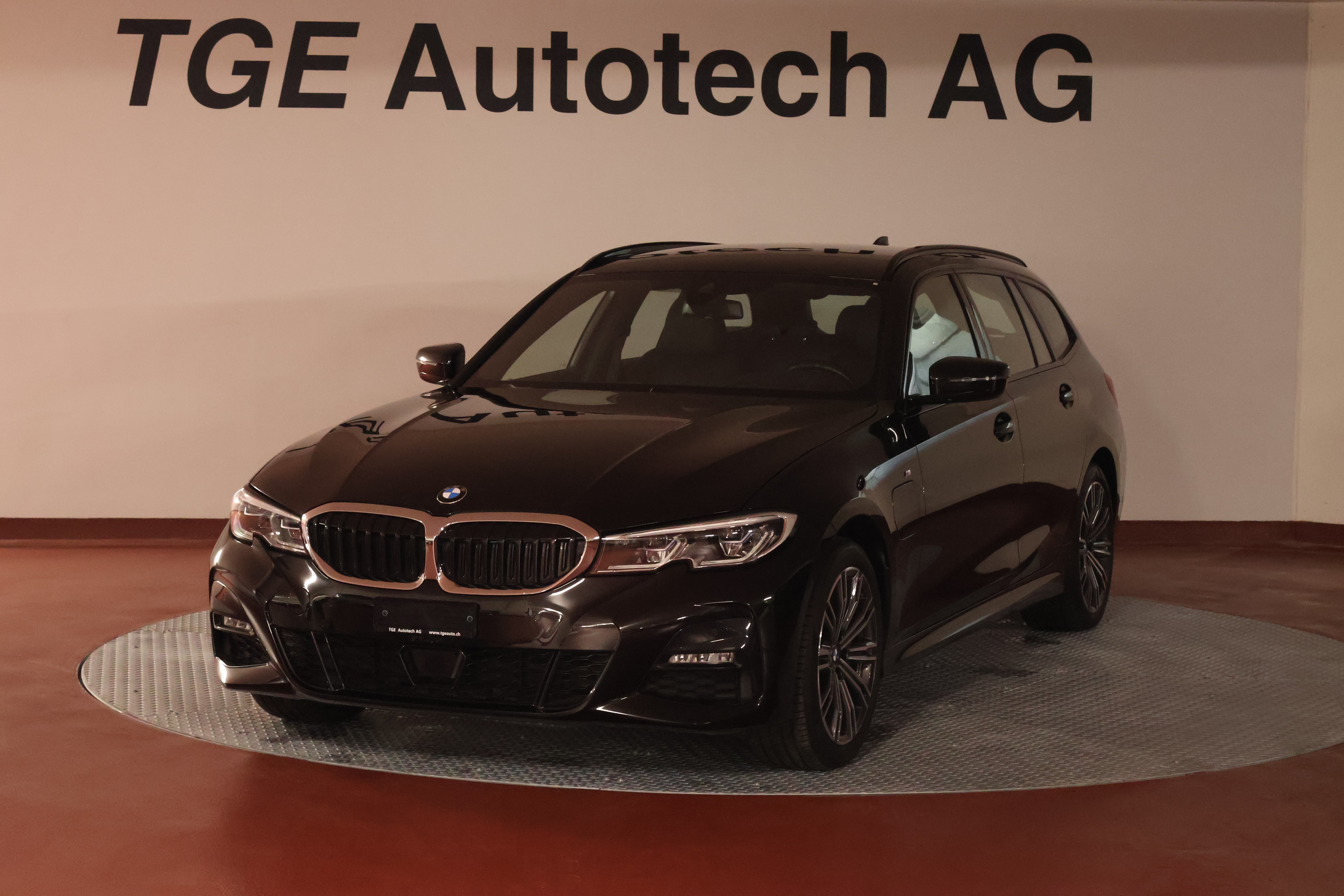 BMW 330e xDrive Touring M Sport Steptronic