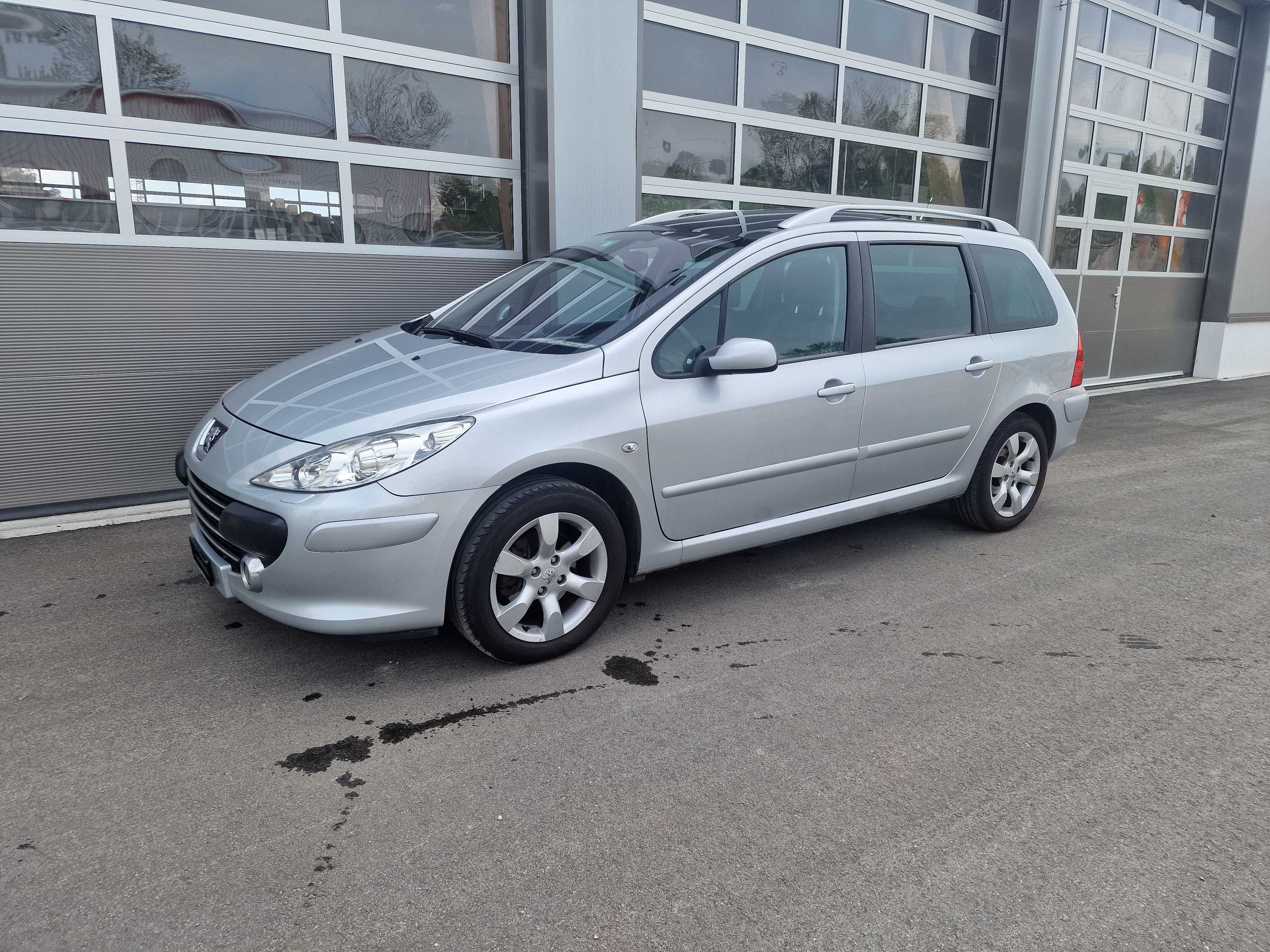 PEUGEOT 307 SW 2.0 16V Black&Silver