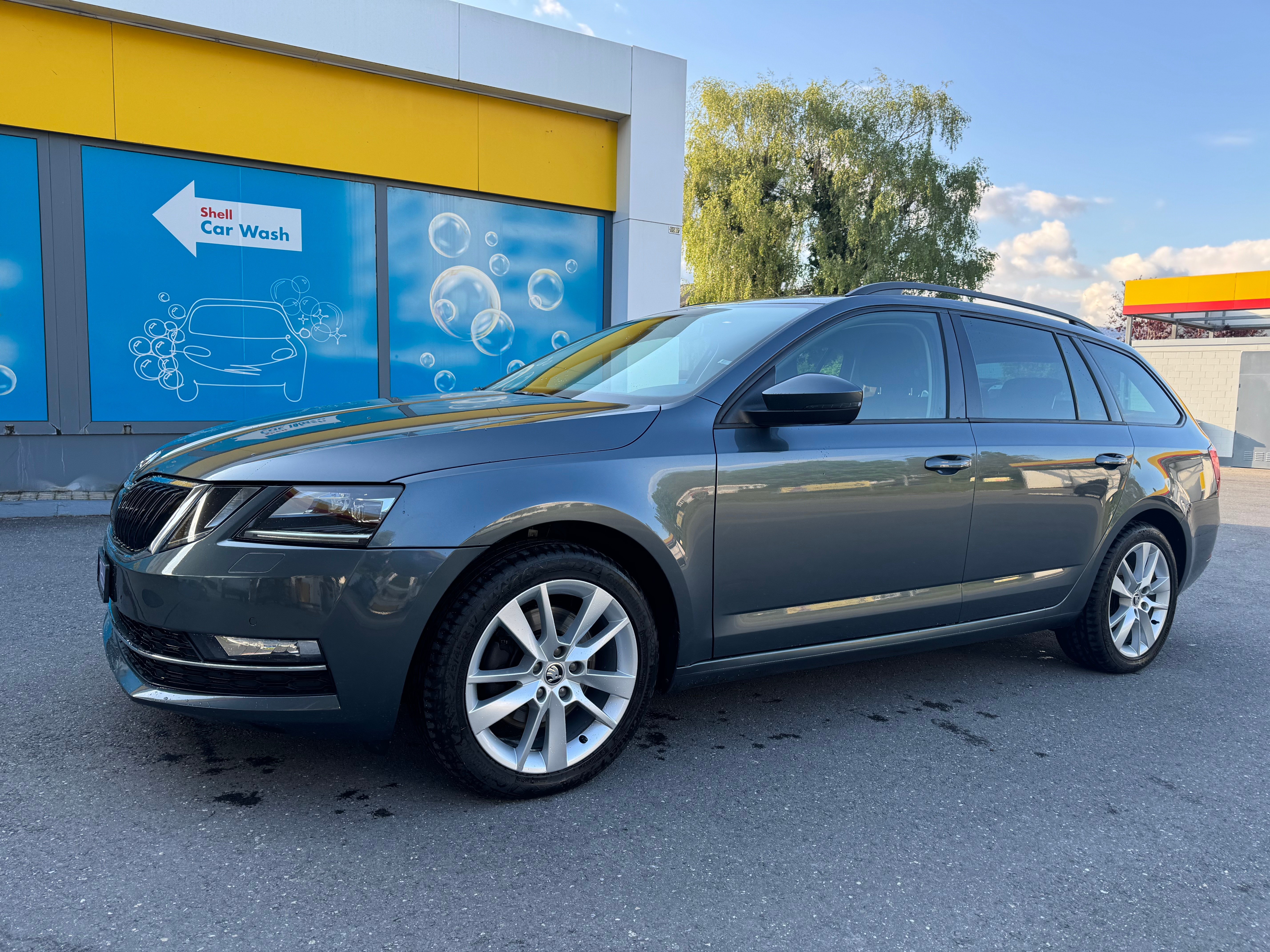 SKODA Octavia Combi 2.0 TDI Style 4x4 DSG