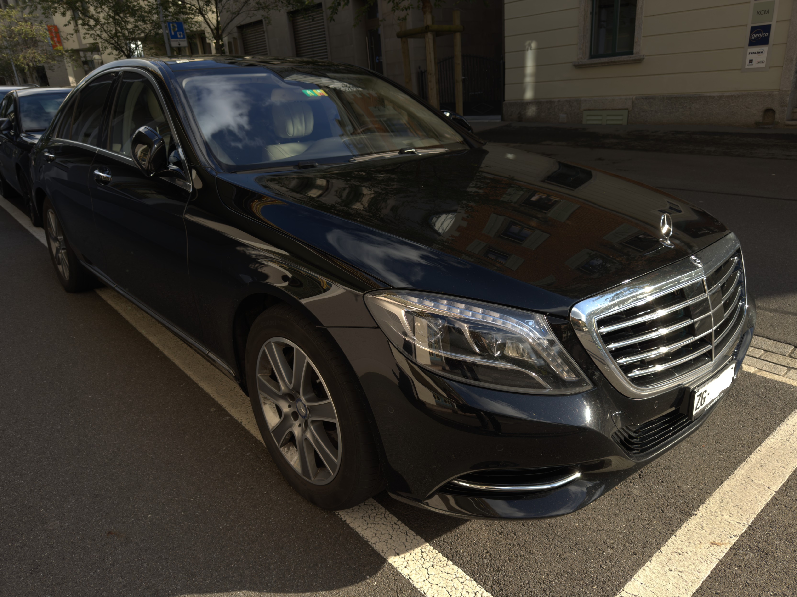 MERCEDES-BENZ S 500 4Matic 9G-Tronic