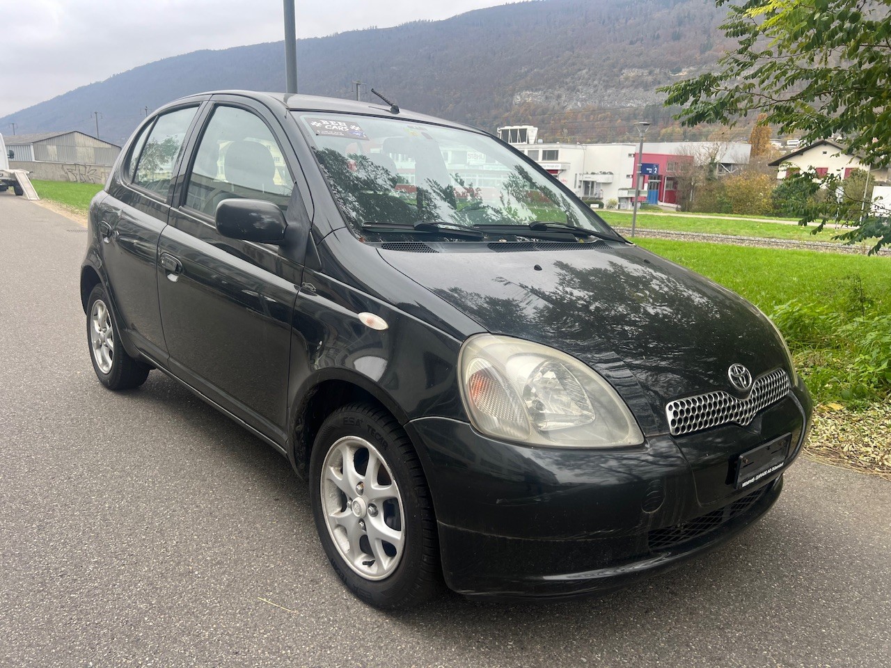 TOYOTA Yaris 1.3 Linea Luna