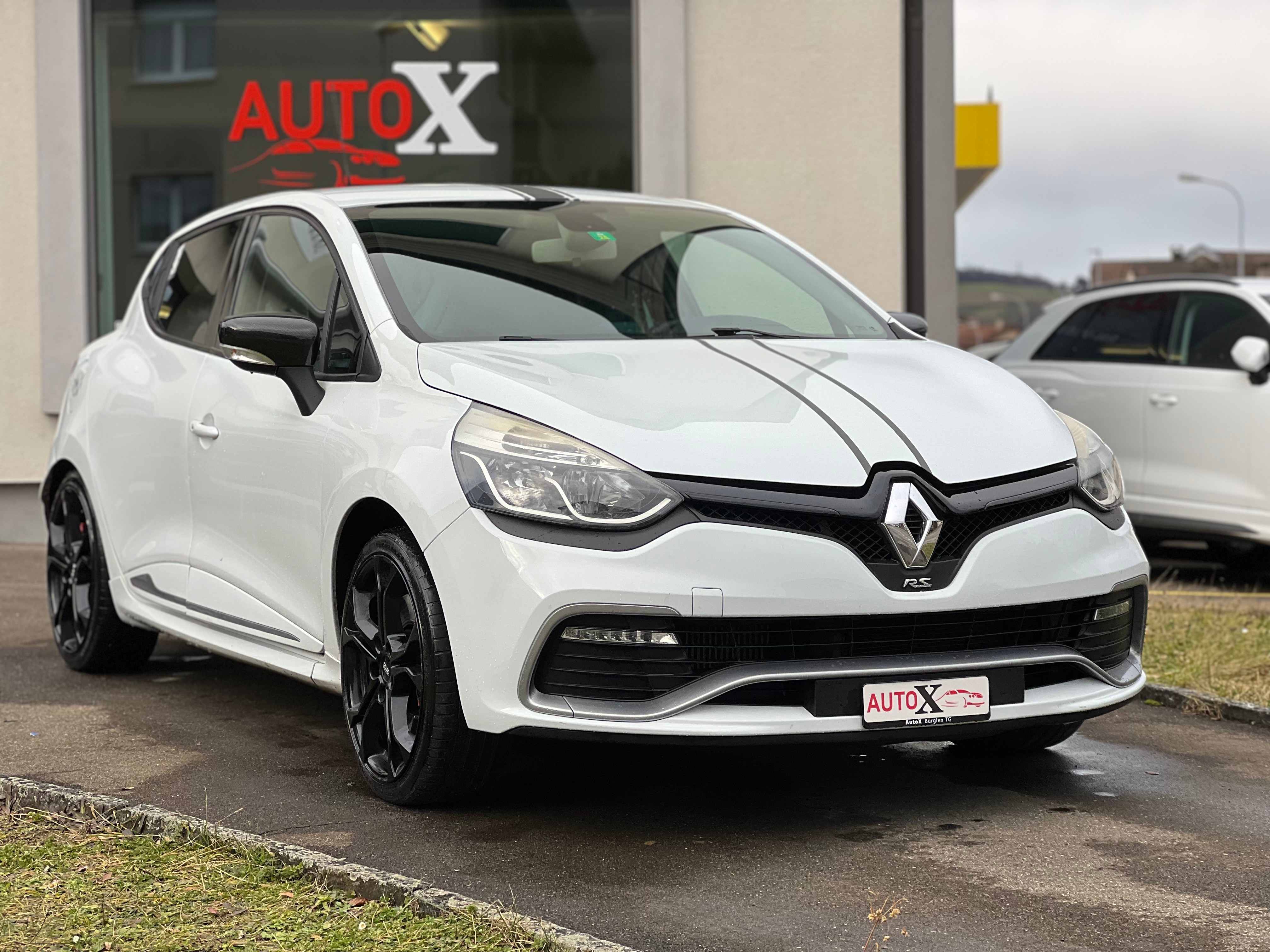 RENAULT Clio 1.6 T RS 200 EDC