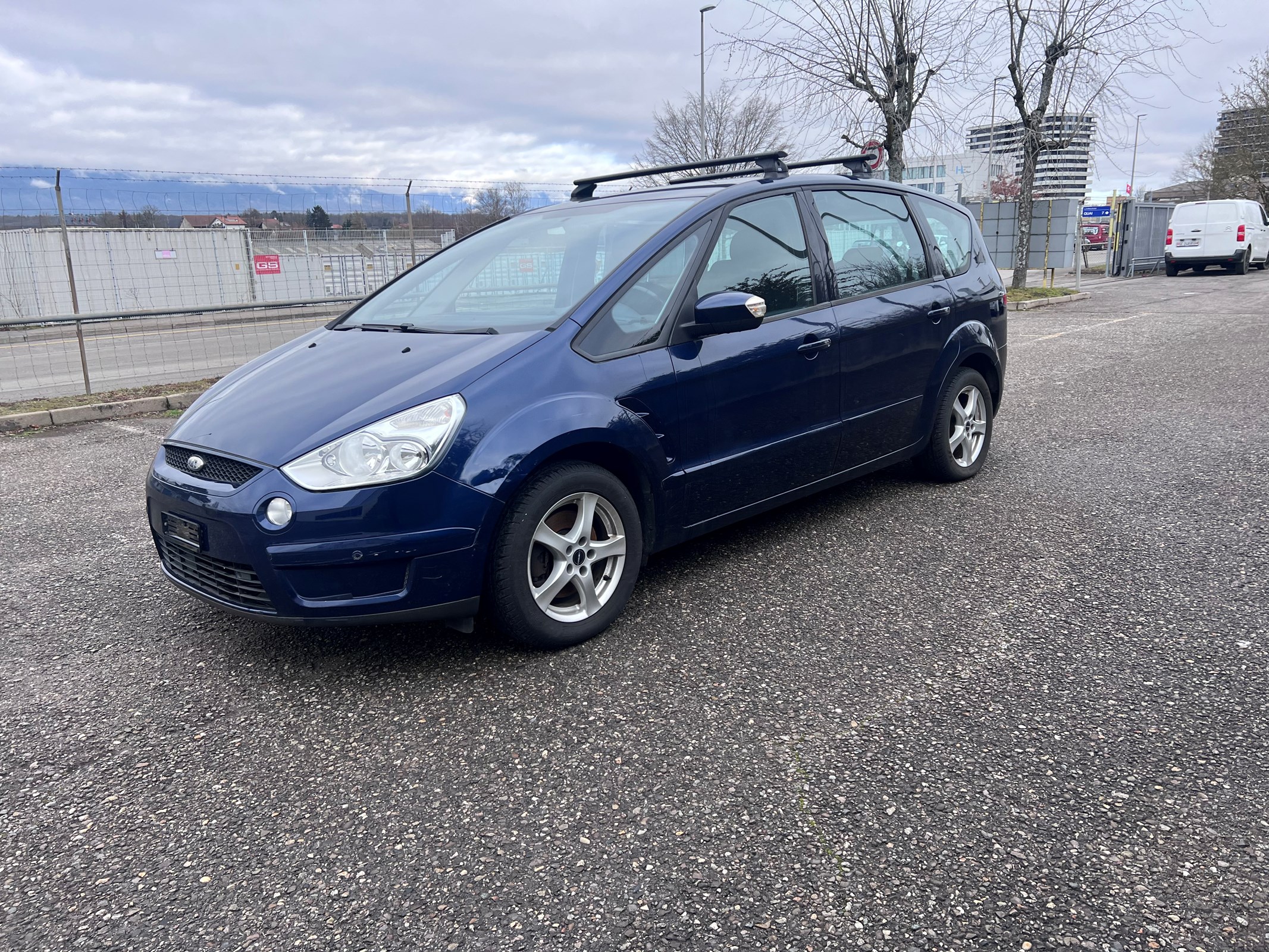 FORD S-Max 2.0i Carving