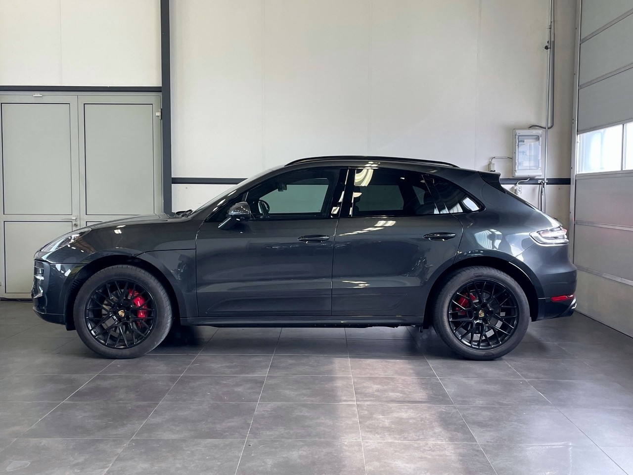 PORSCHE Macan GTS PDK