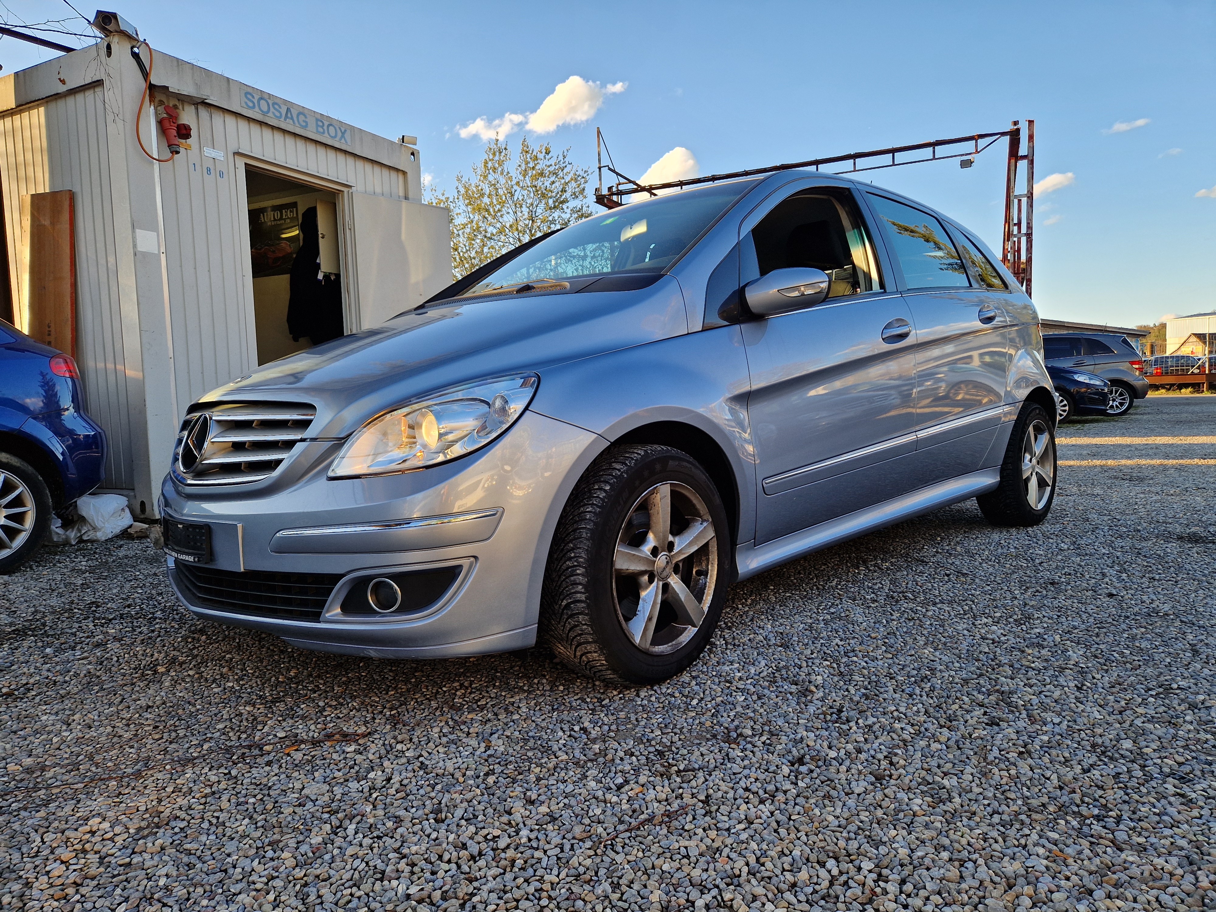 MERCEDES-BENZ B 180 CDI