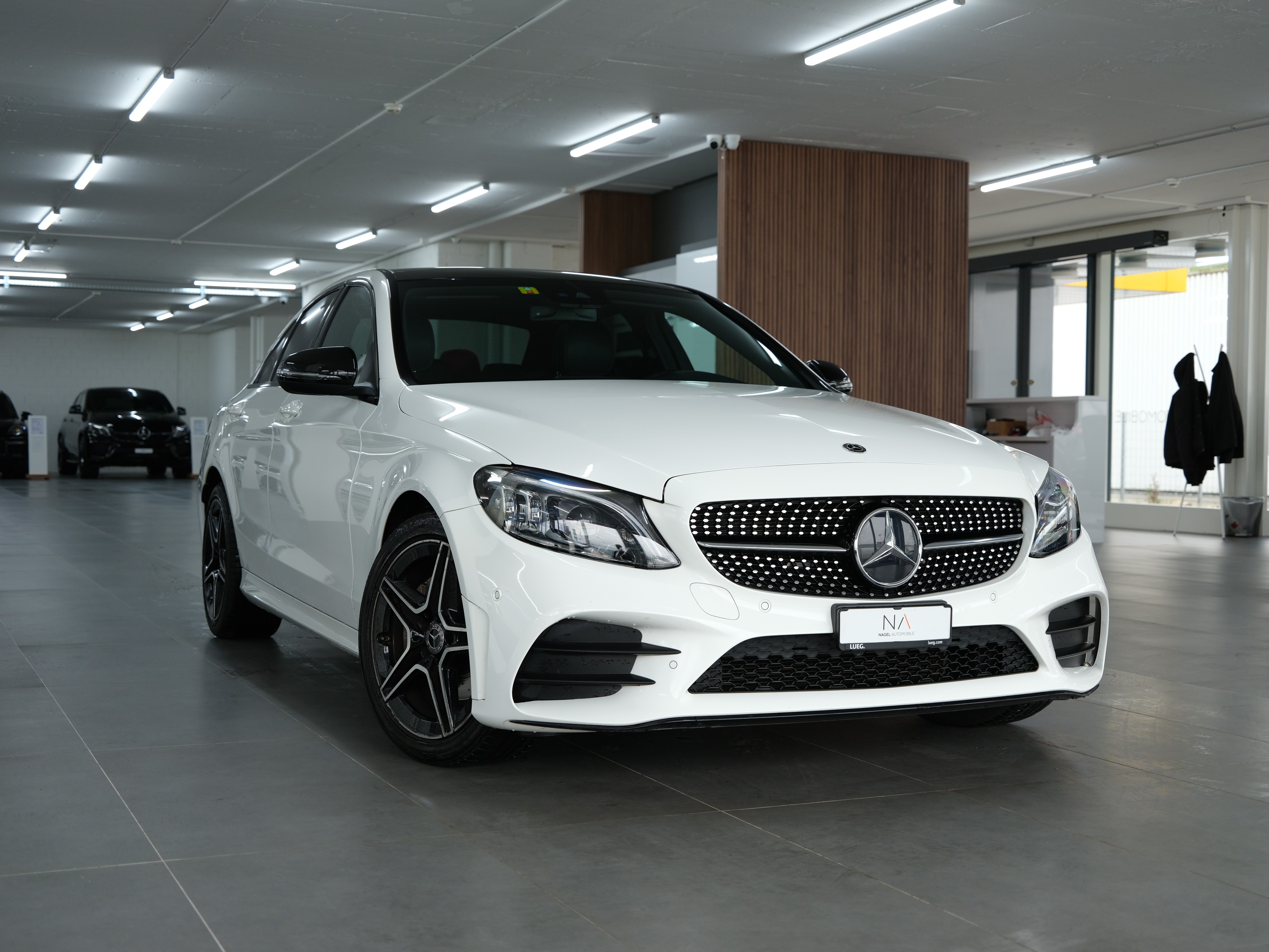 MERCEDES-BENZ C 220 d AMG Line 9G-Tronic