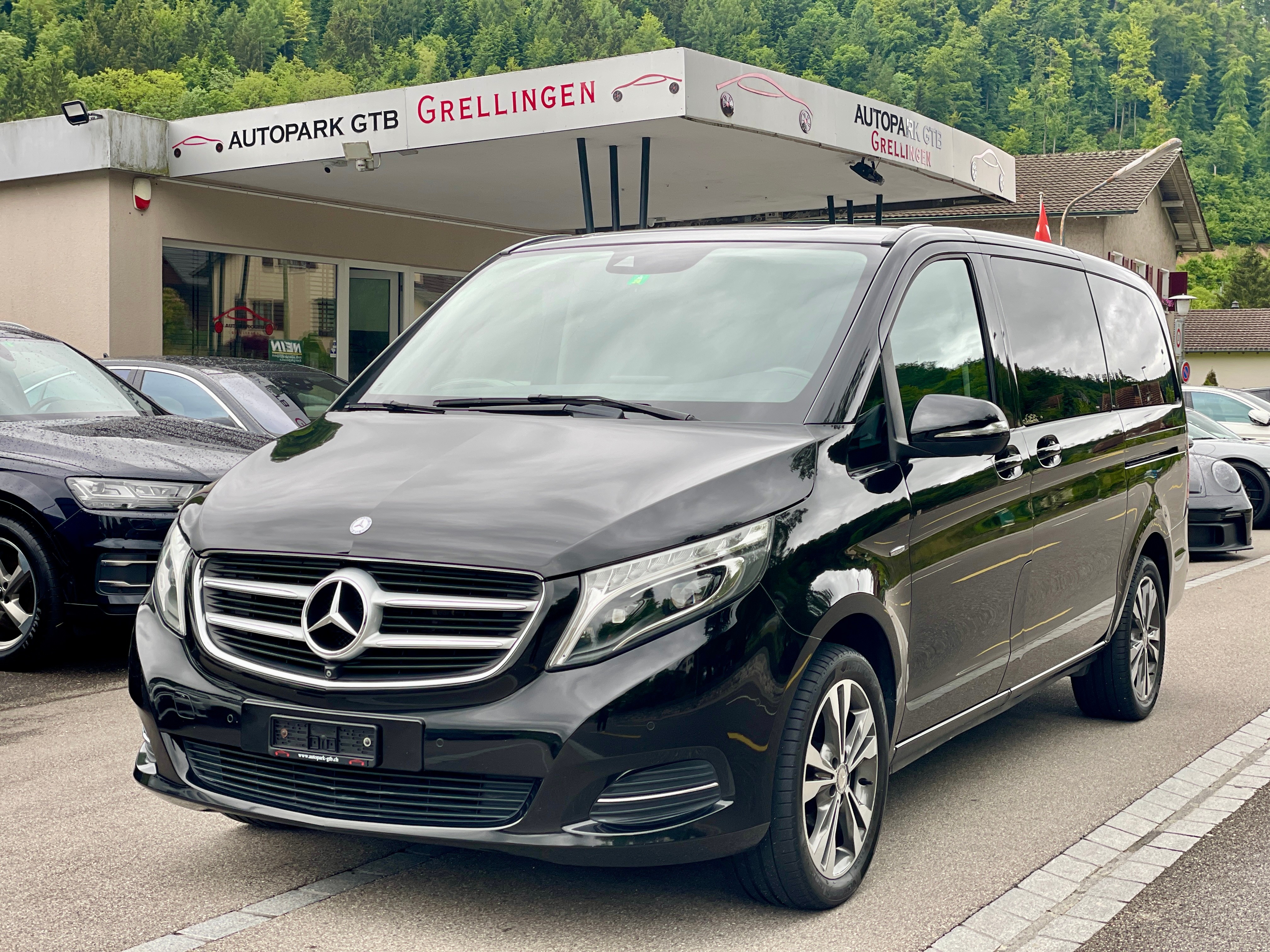 MERCEDES-BENZ V 250 d Avantgarde lang 4Matic 7G-Tronic