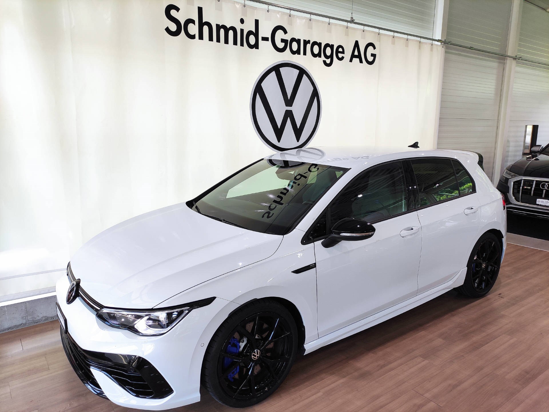 VW Golf VIII 2.0 TSI R Performance Black-Style DSG 4motion