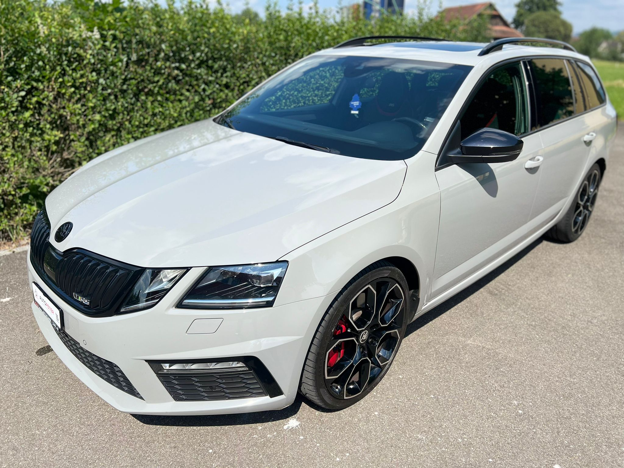 SKODA Octavia Combi 2.0 TSI RS DSG