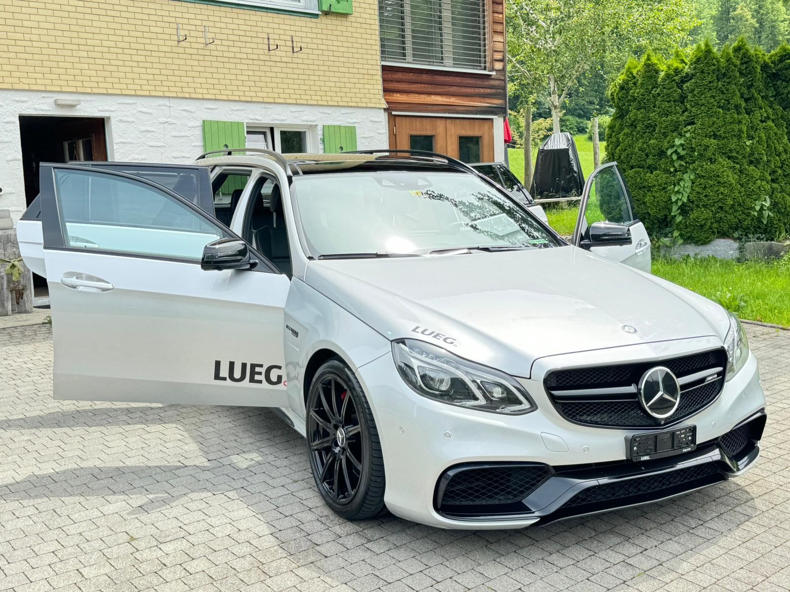 MERCEDES-BENZ E 63 AMG S 4Matic Speedshift