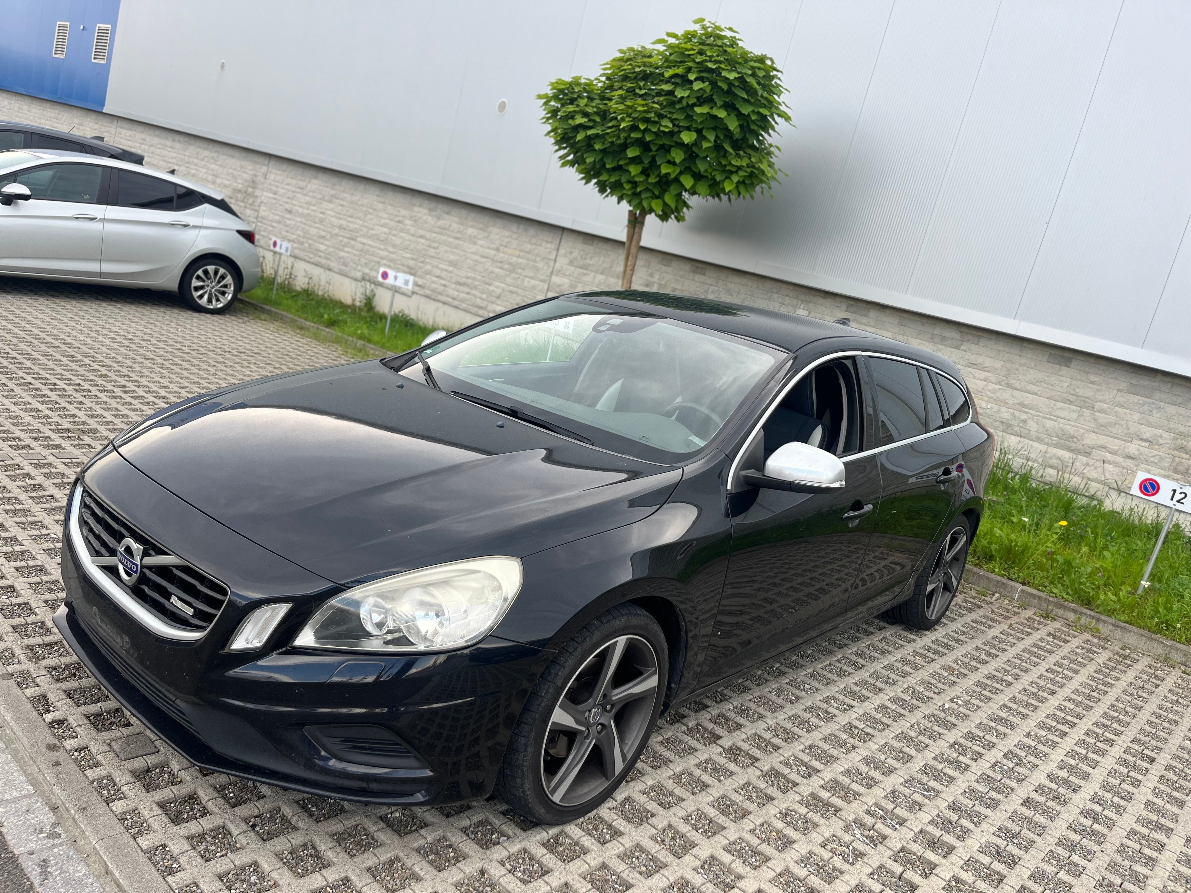 VOLVO V60 T4 Powershift