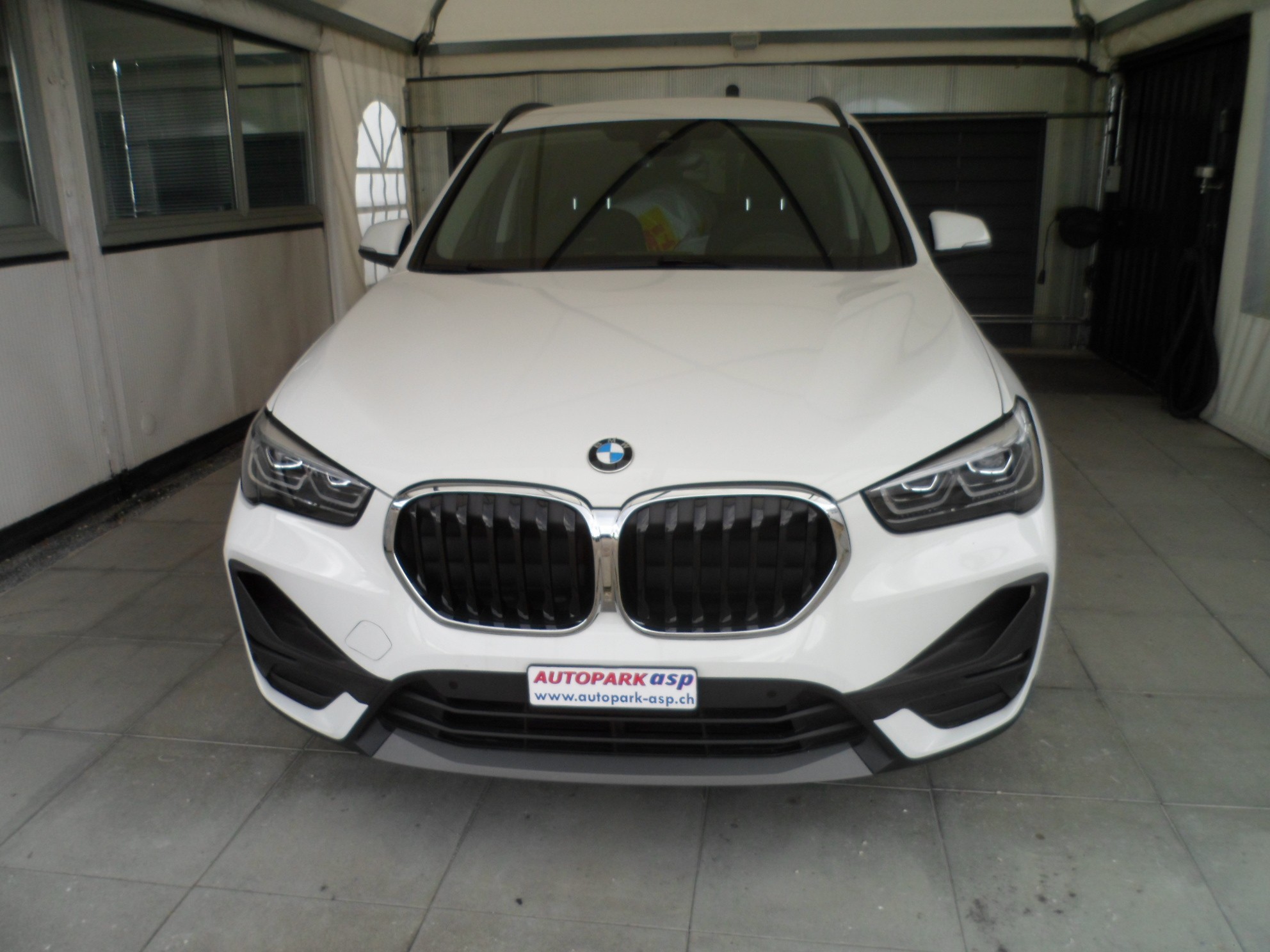 BMW X1 xDrive 18d Essential Edition Steptronic